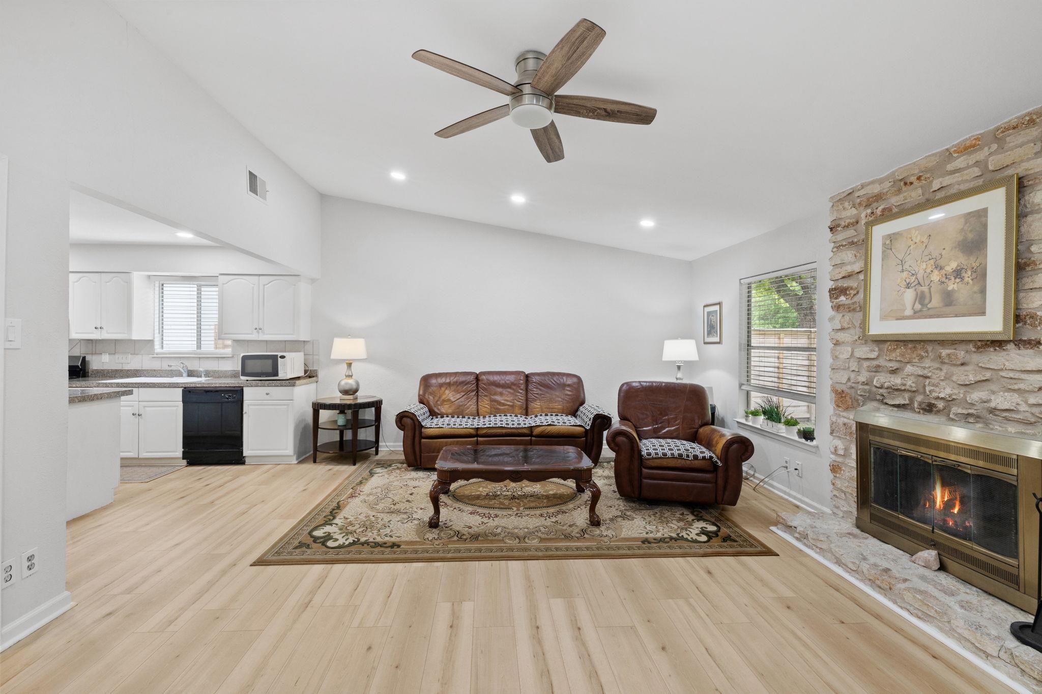 607 Elderberry Cv, Austin, TX 78745