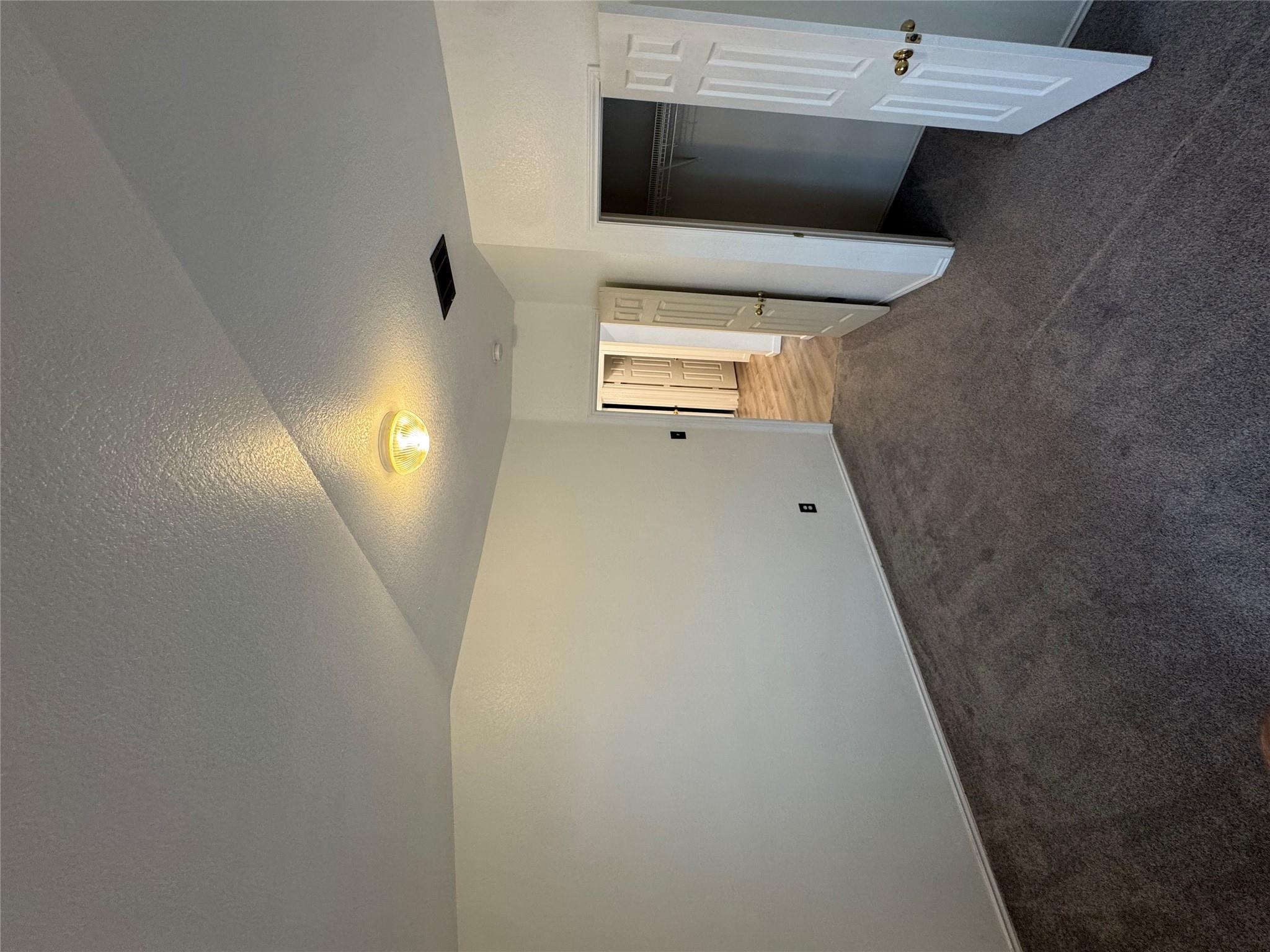 2802 Greenlee Dr, Leander, TX 78641