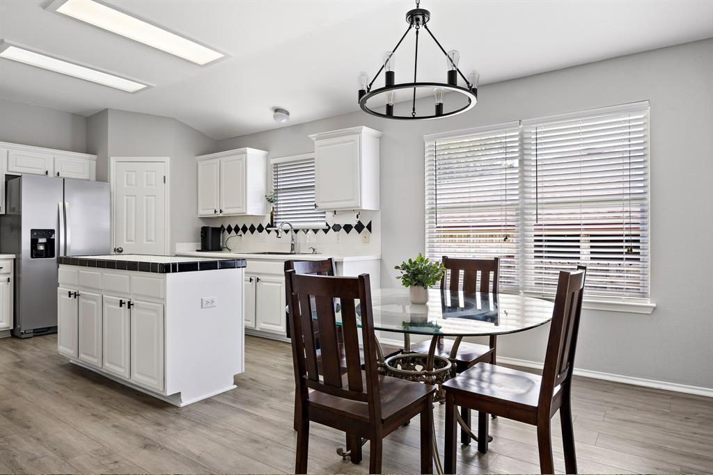 1202 Highland Dr, Cedar Park, TX 78613