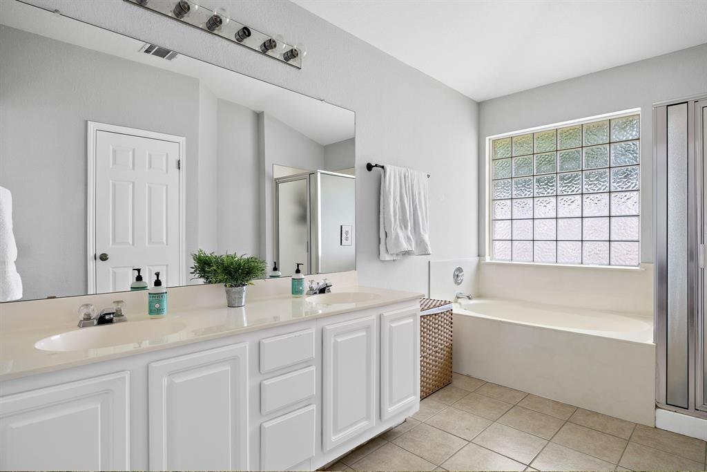 1202 Highland Dr, Cedar Park, TX 78613