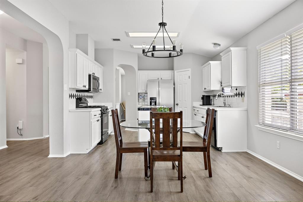 1202 Highland Dr, Cedar Park, TX 78613