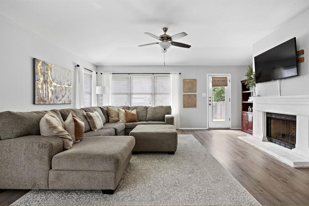 1202 Highland Dr, Cedar Park, TX 78613