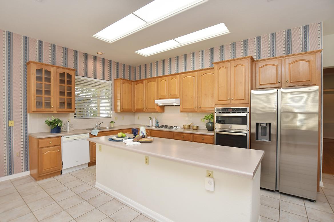 108 High Trail Dr, Georgetown, TX 78633