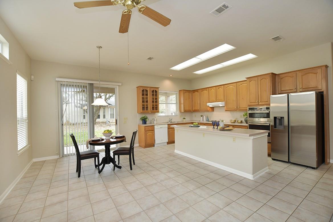 108 High Trail Dr, Georgetown, TX 78633