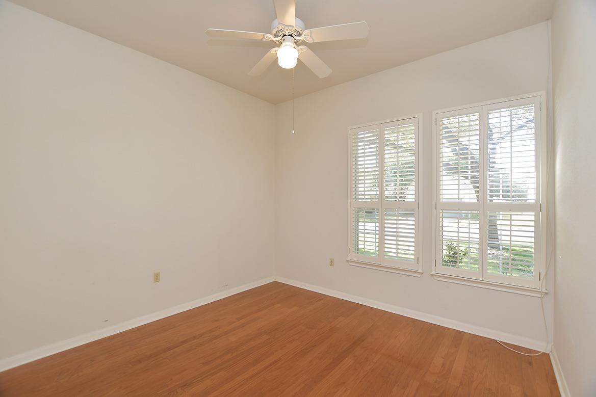 108 High Trail Dr, Georgetown, TX 78633