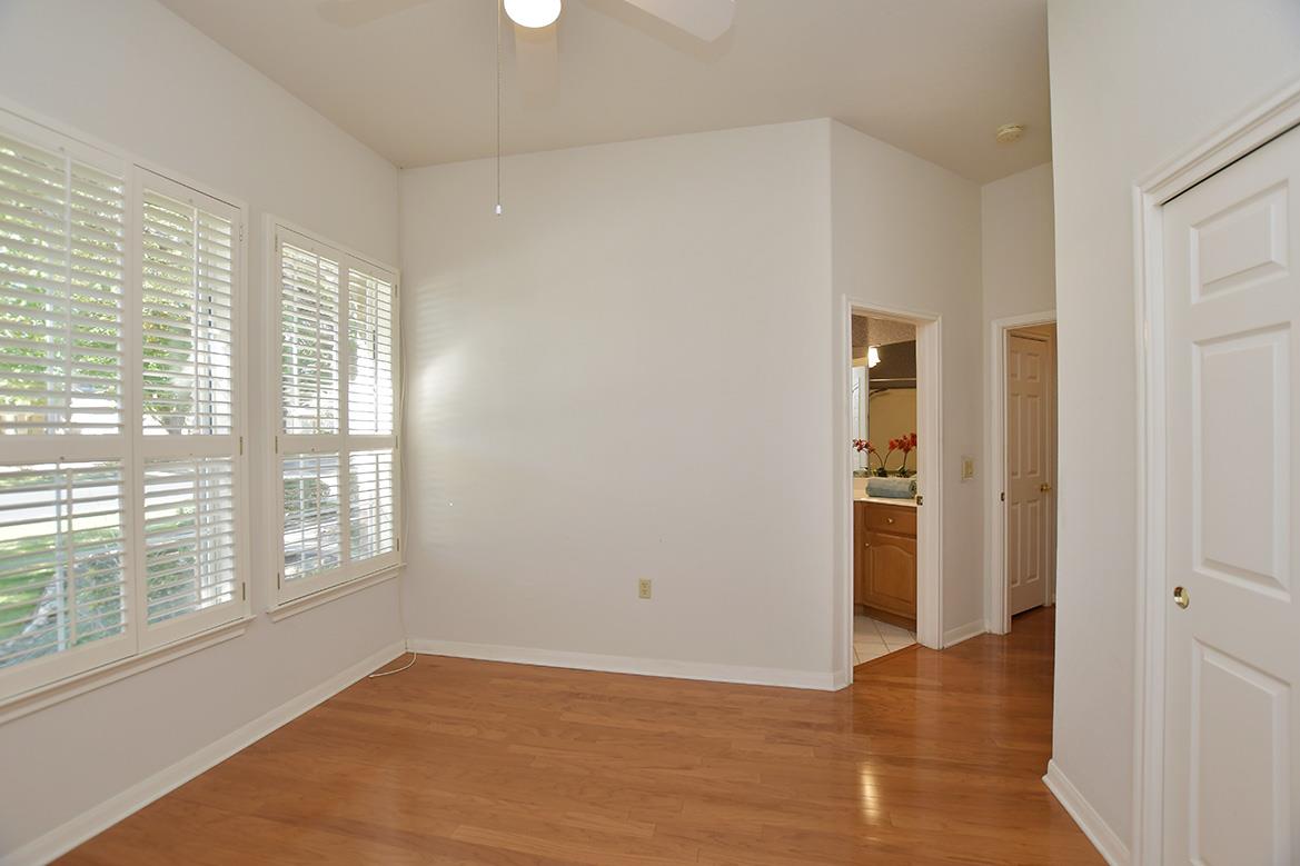 108 High Trail Dr, Georgetown, TX 78633