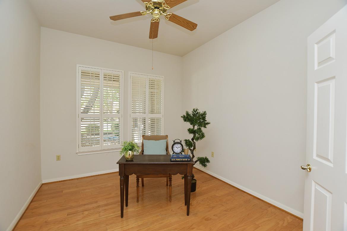 108 High Trail Dr, Georgetown, TX 78633