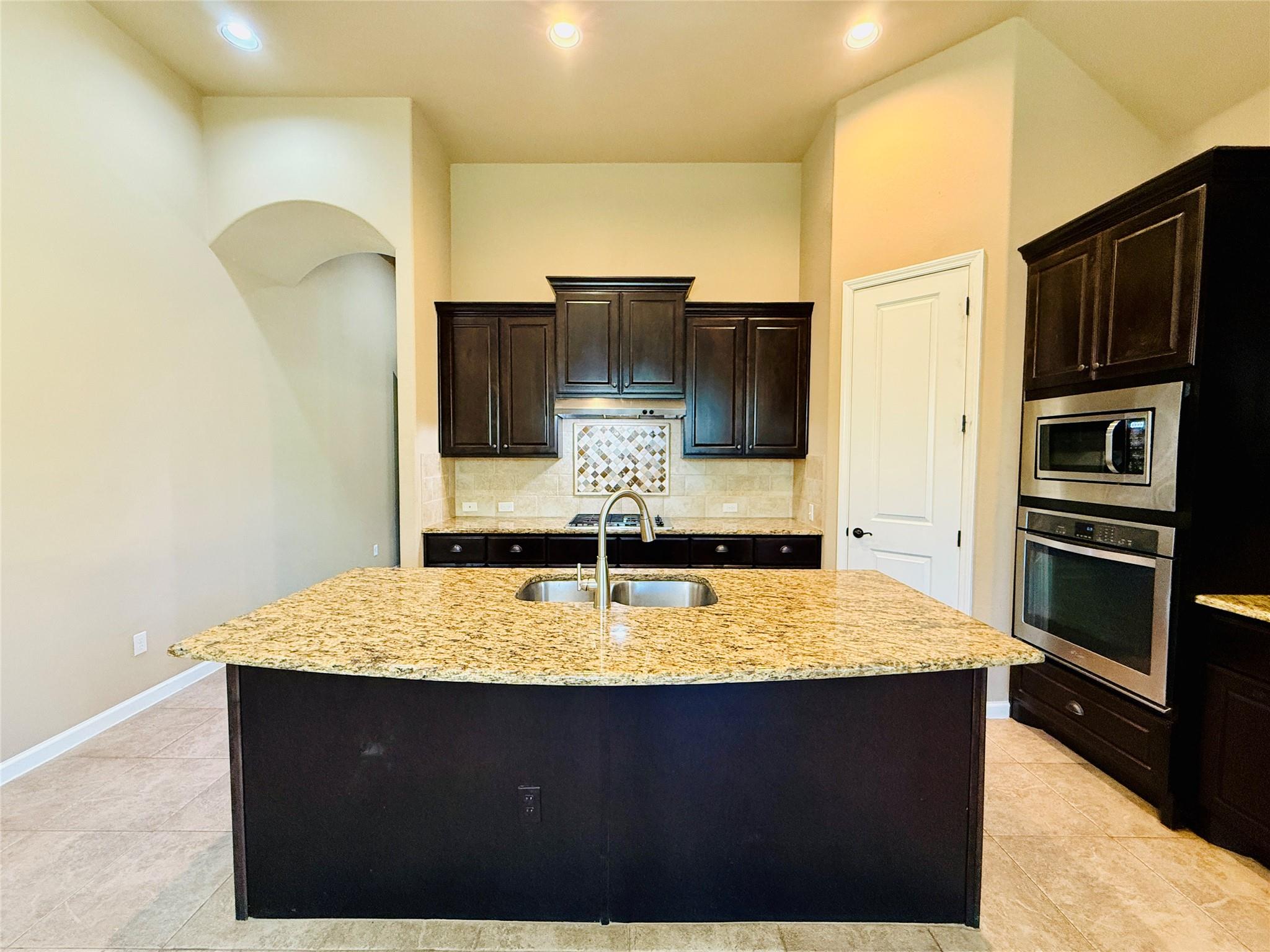 2404 Sweetwater Ln, Cedar Park, TX 78613