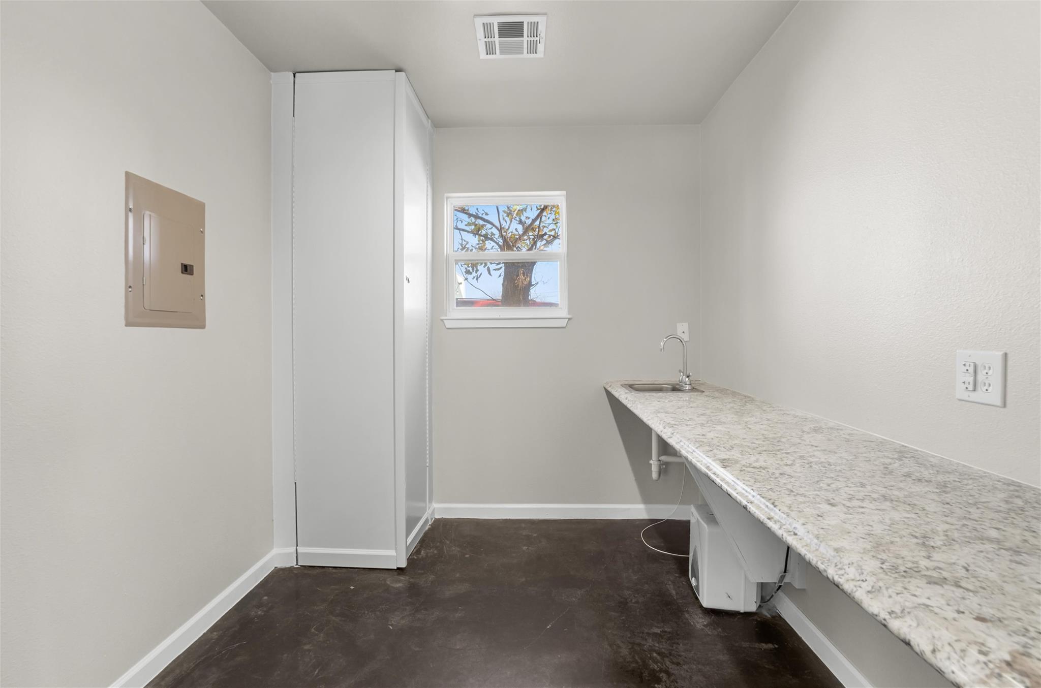 622 E 6th Ave, Belton, TX 76513