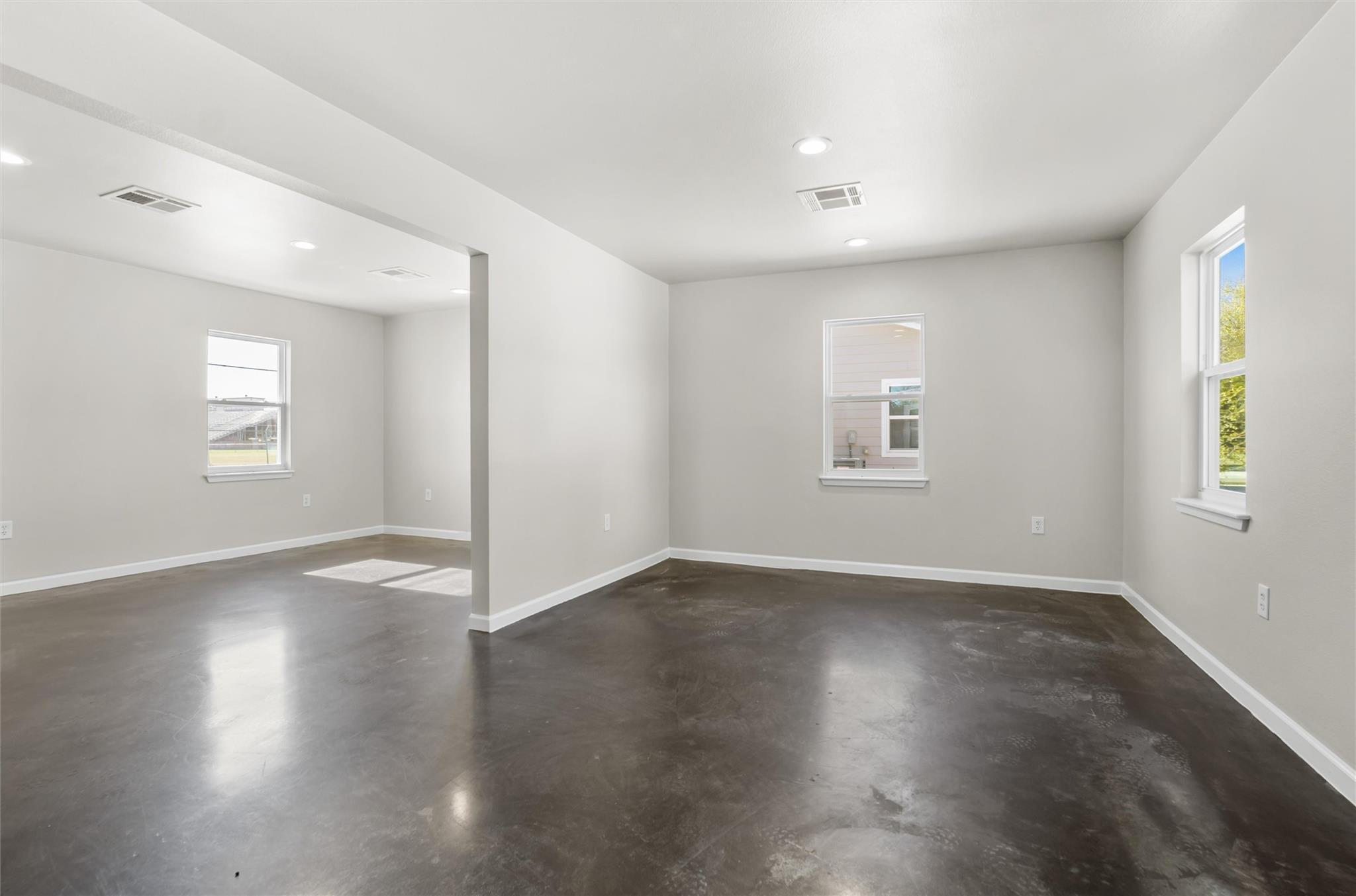 622 E 6th Ave, Belton, TX 76513