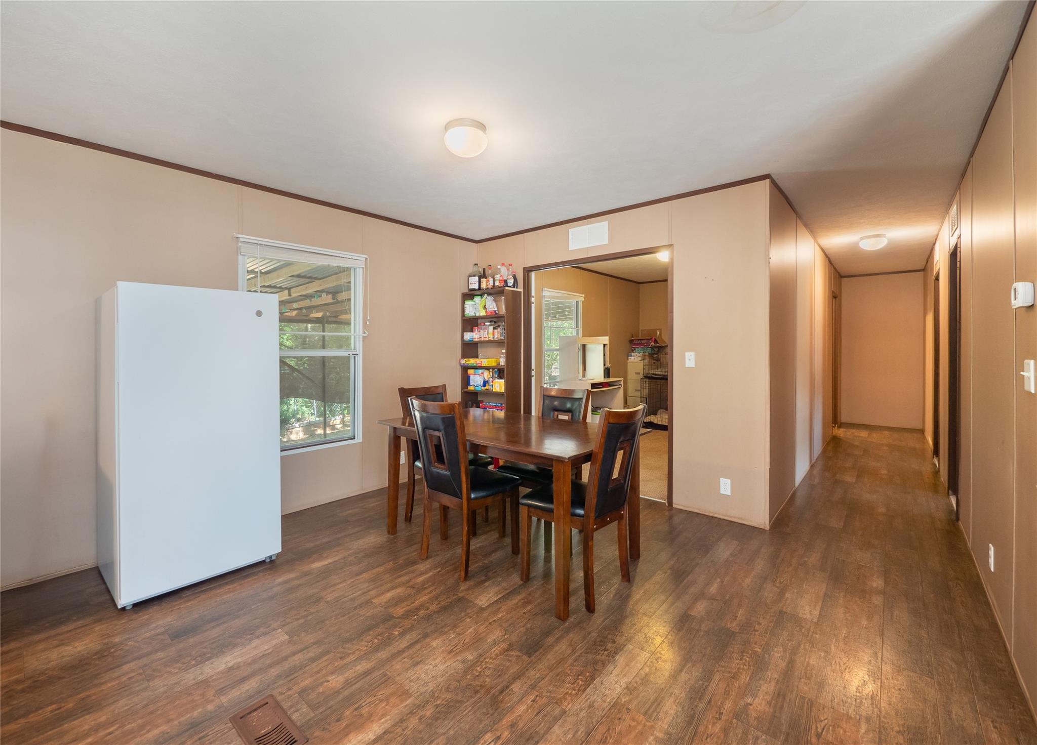 142 Hidden Oaks Loop, Elgin, TX 78621