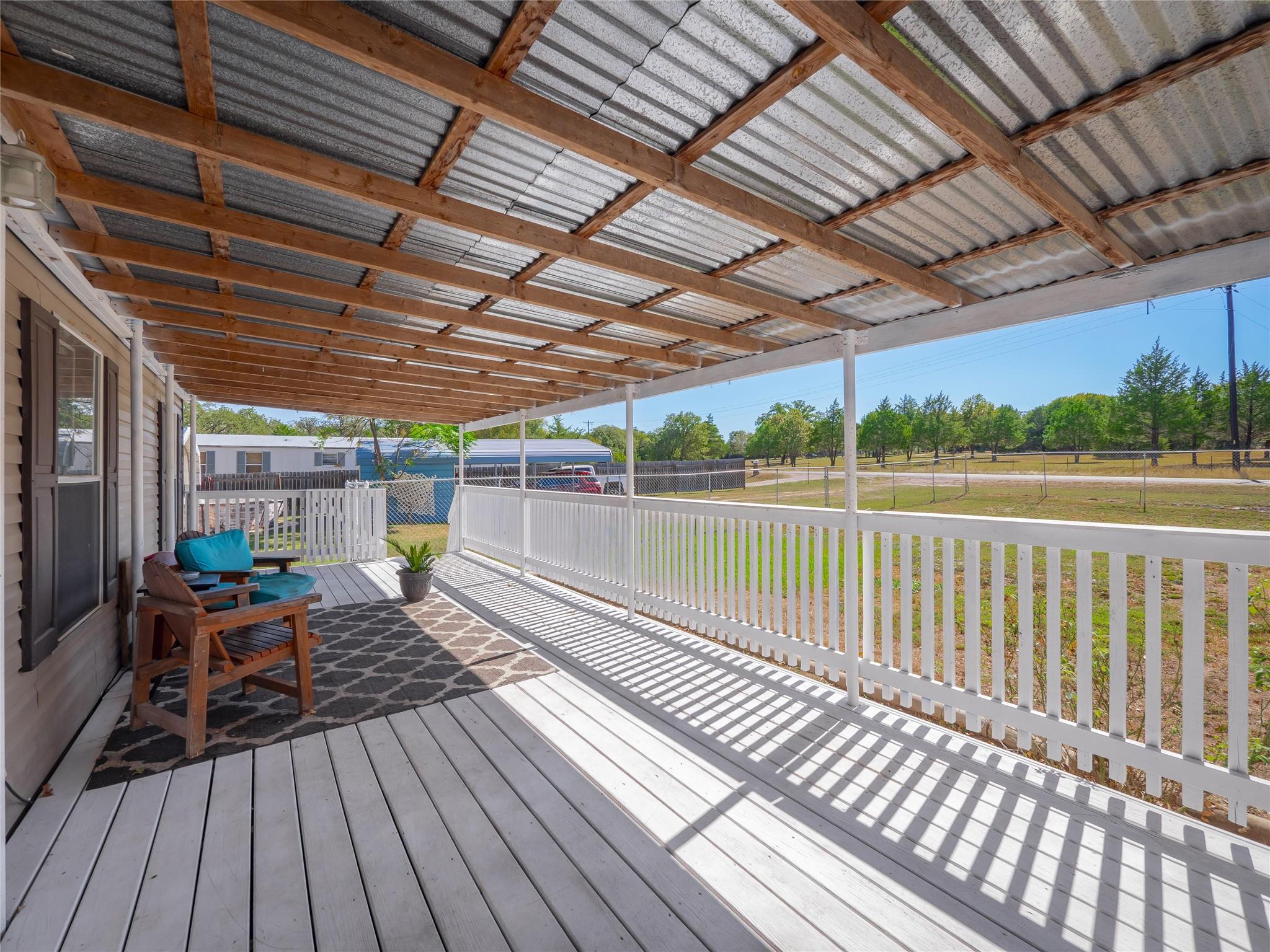 142 Hidden Oaks Loop, Elgin, TX 78621