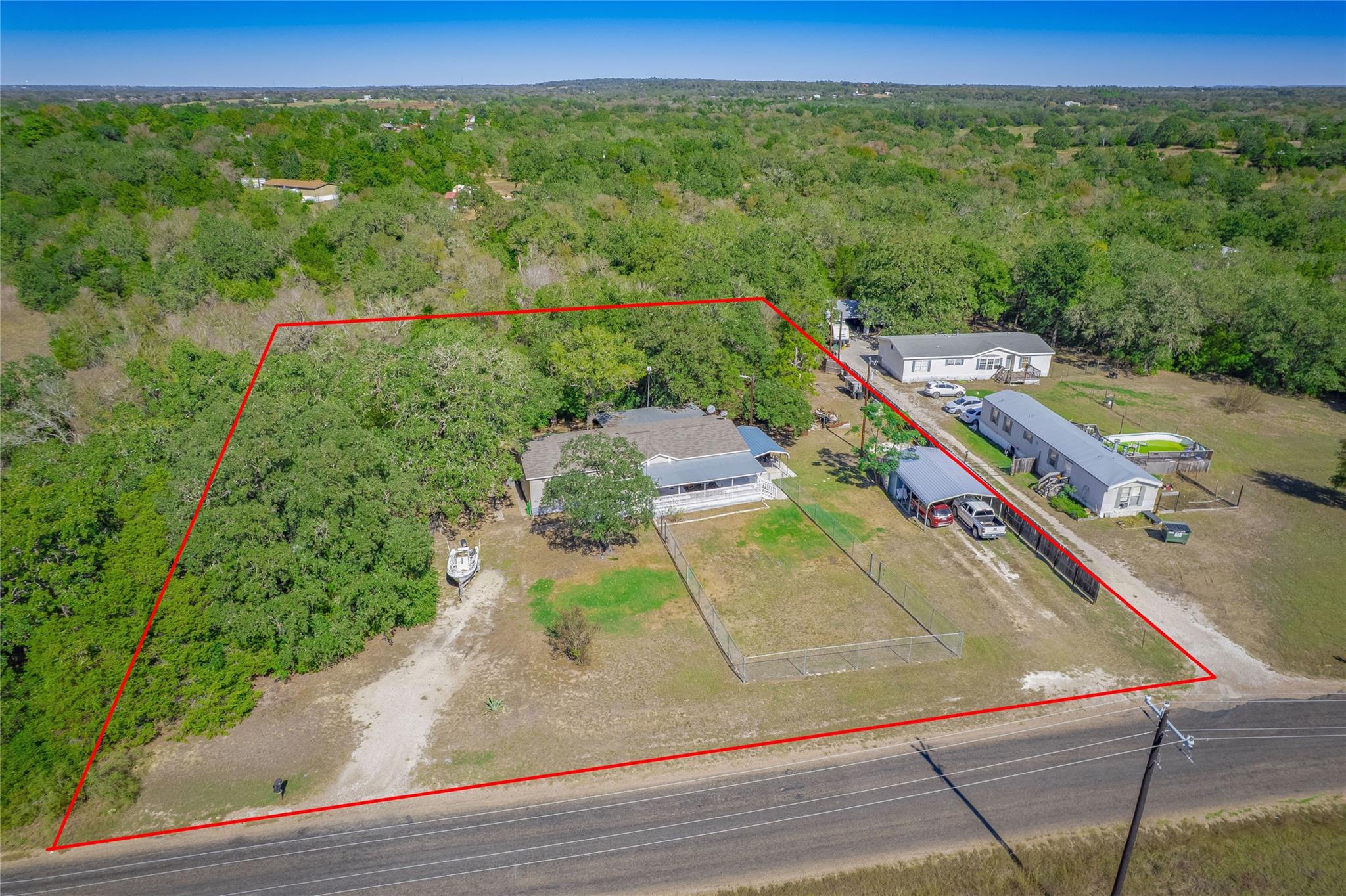 142 Hidden Oaks Loop, Elgin, TX 78621