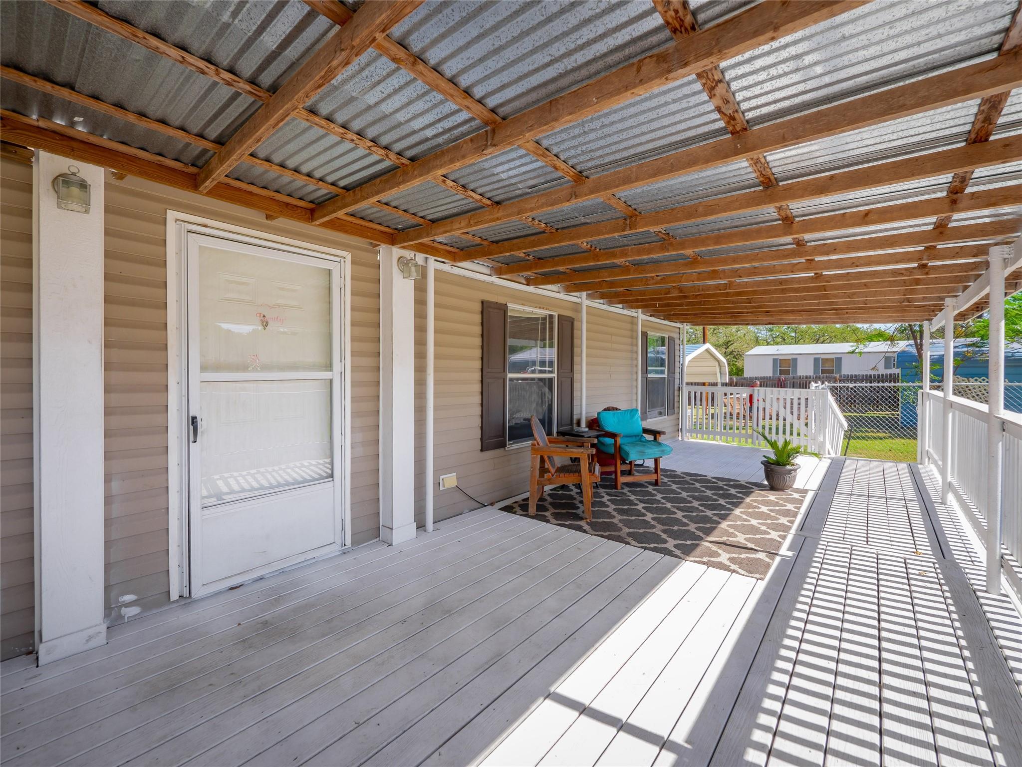 142 Hidden Oaks Loop, Elgin, TX 78621