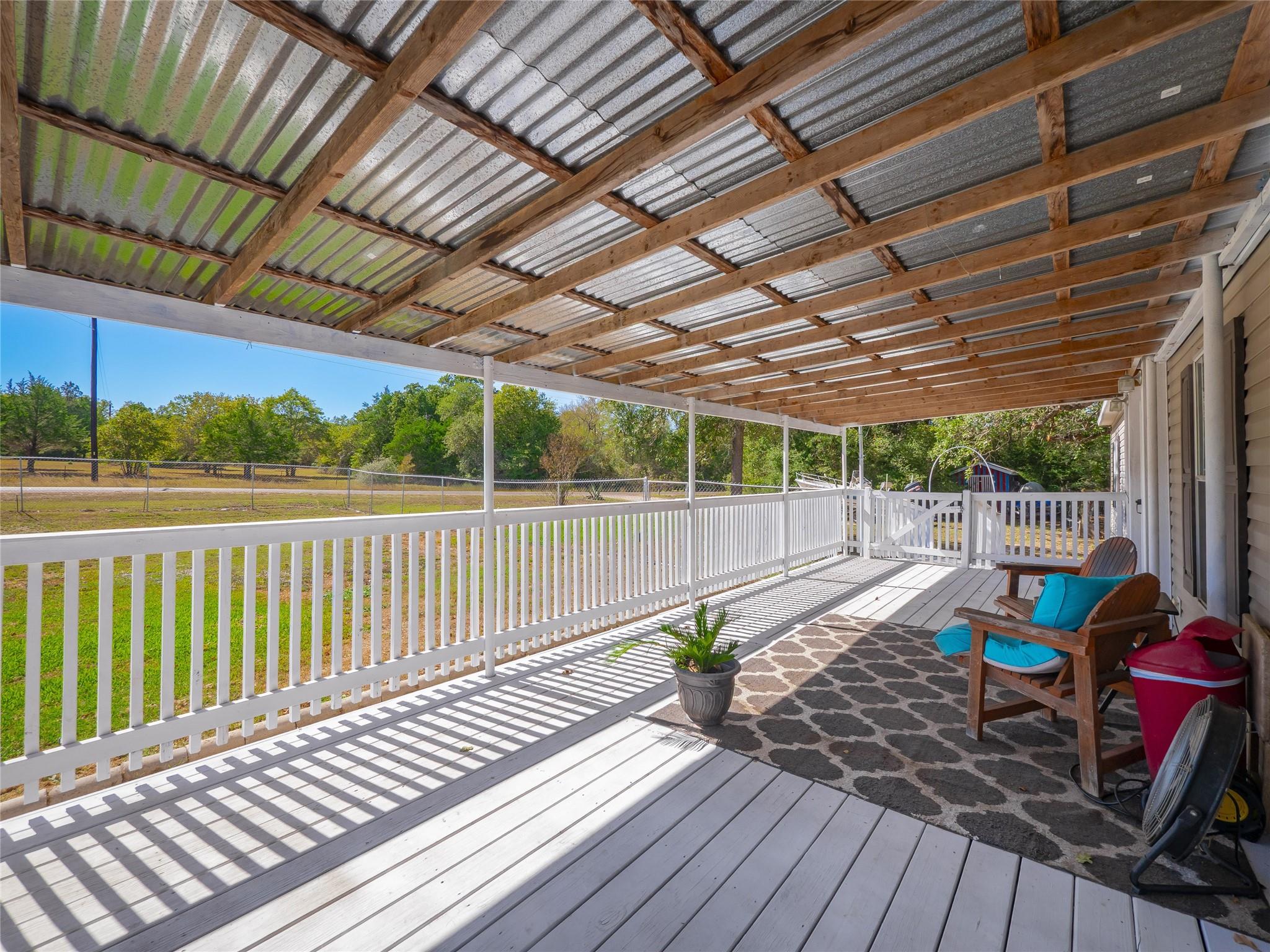 142 Hidden Oaks Loop, Elgin, TX 78621