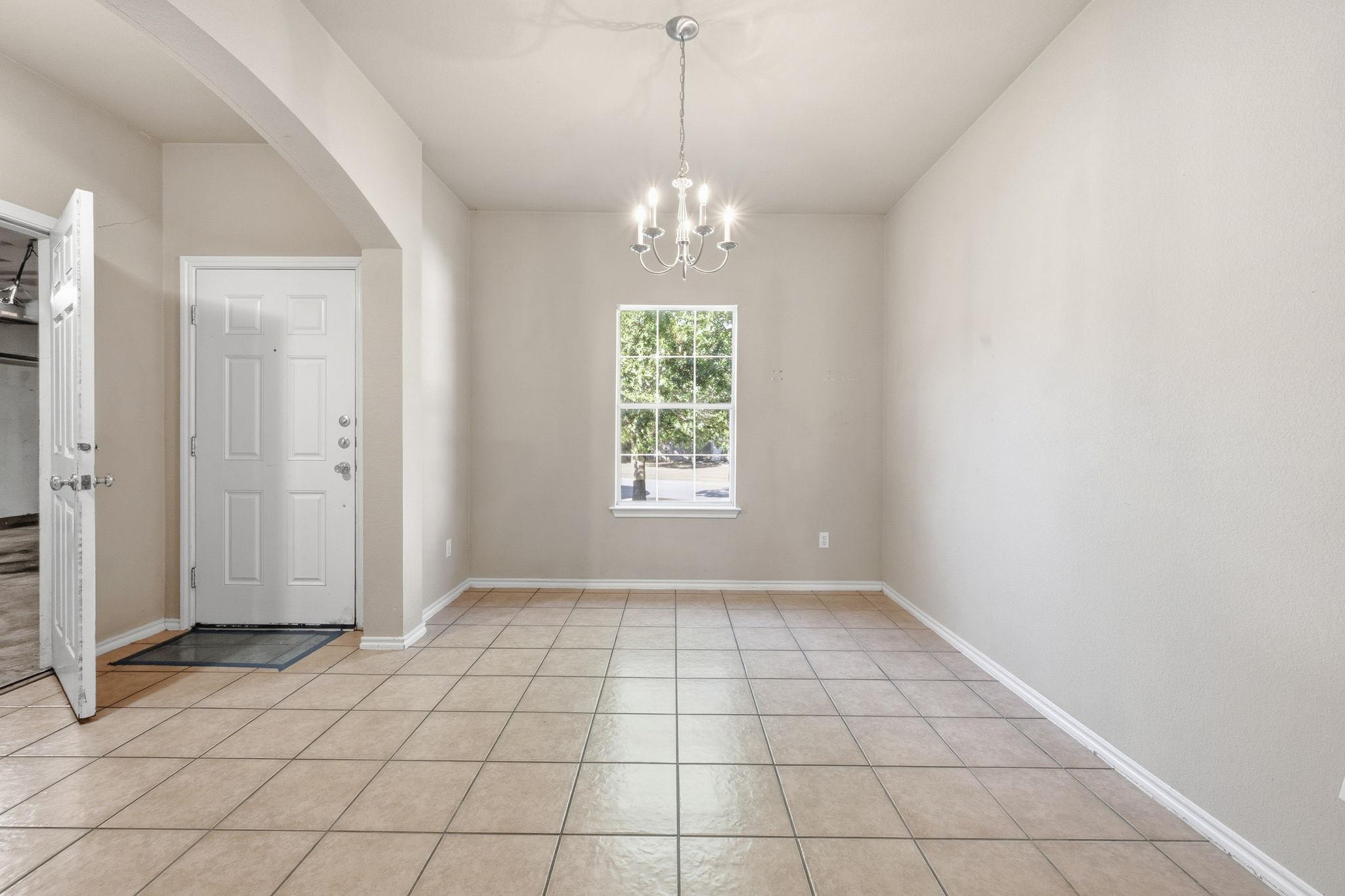 144 Dark Horse Ln, Buda, TX 78610