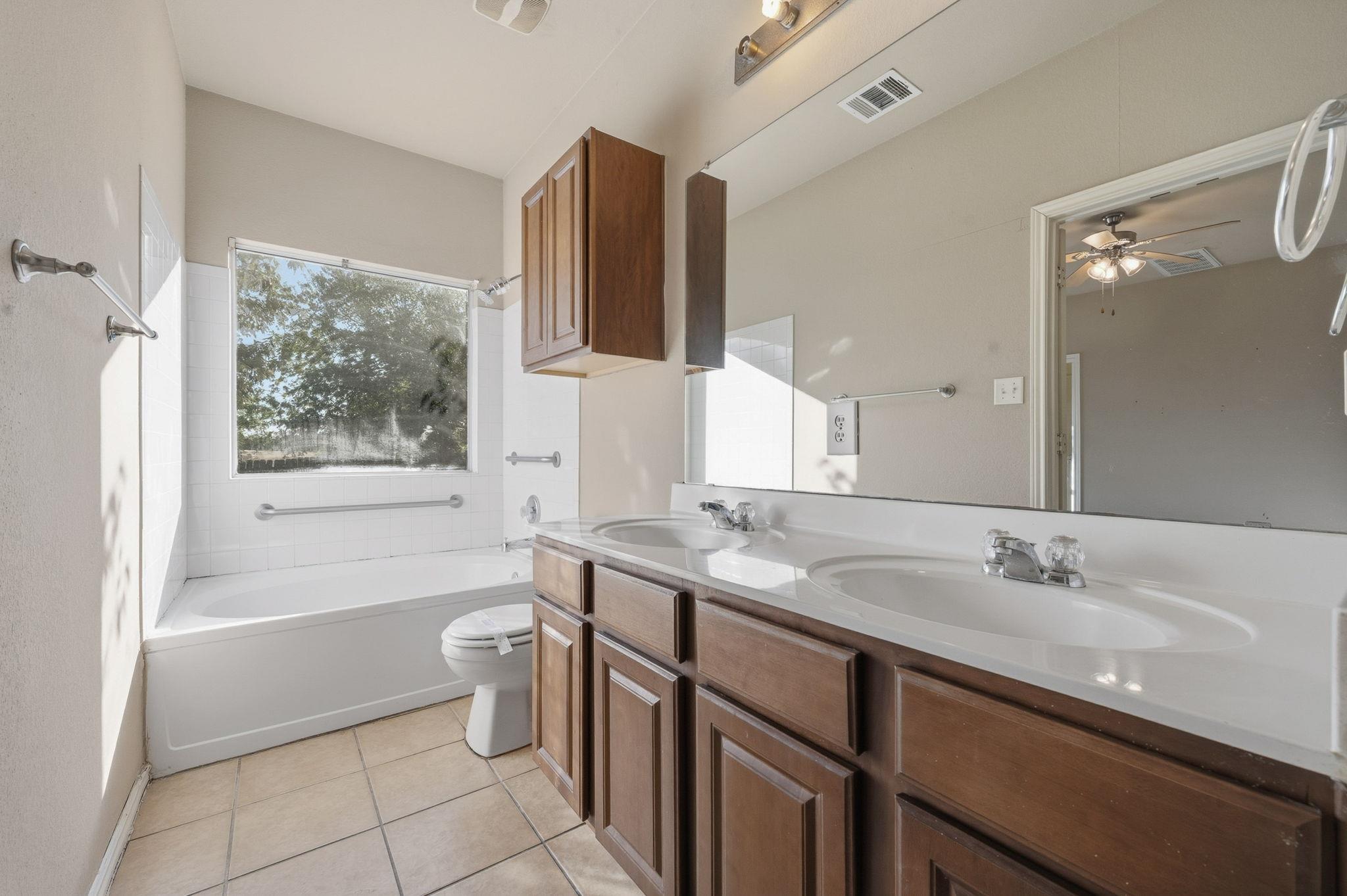 144 Dark Horse Ln, Buda, TX 78610