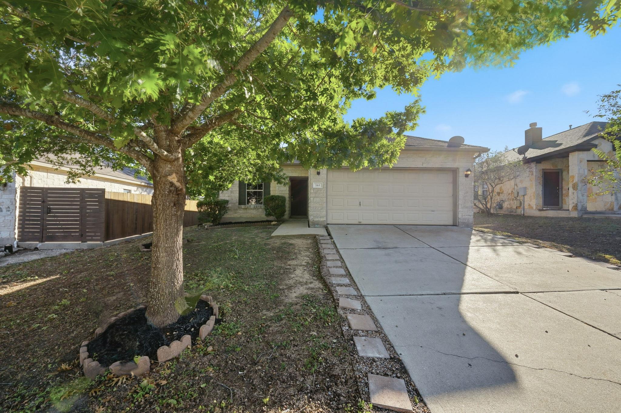 144 Dark Horse Ln, Buda, TX 78610