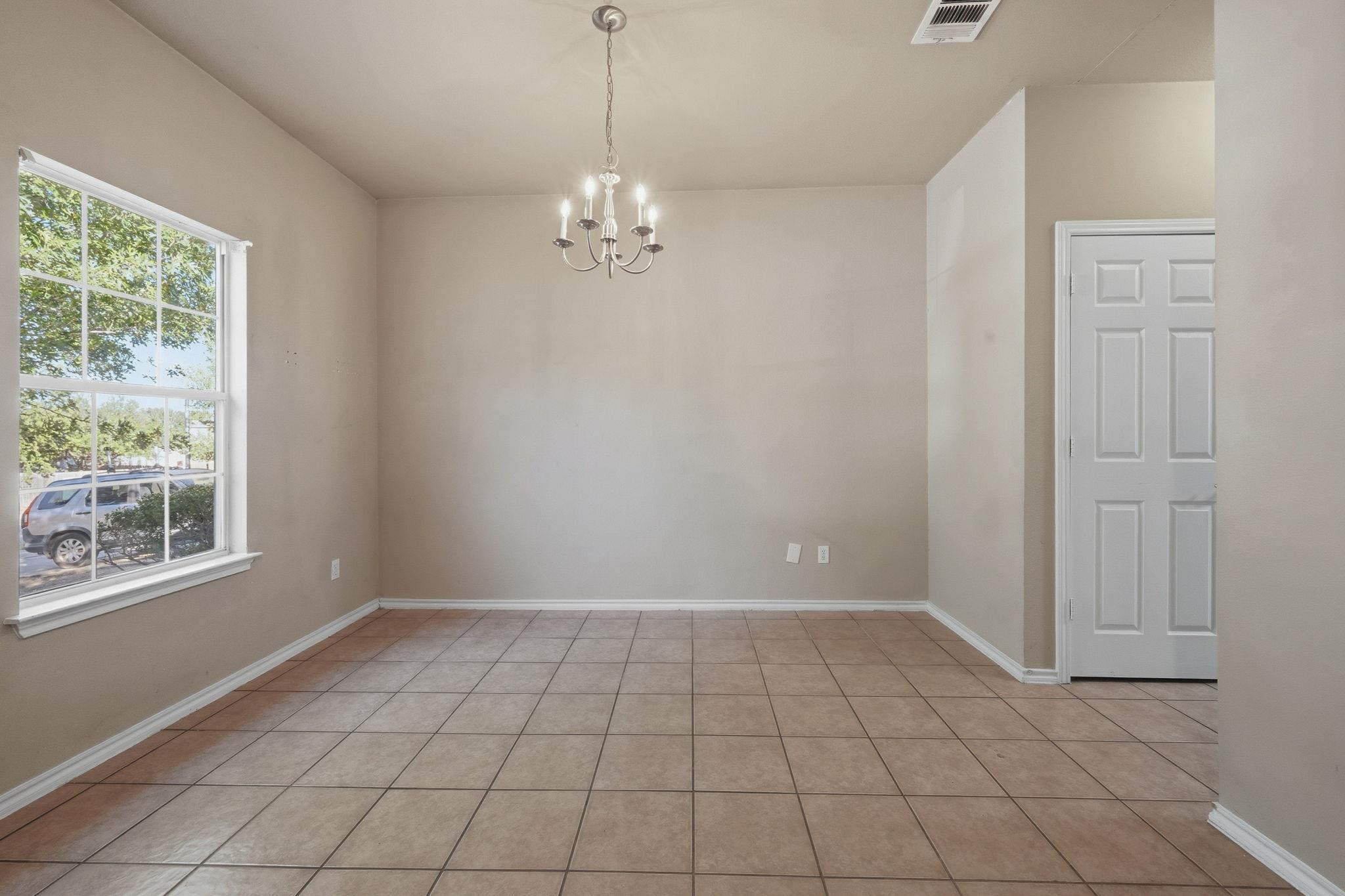 144 Dark Horse Ln, Buda, TX 78610