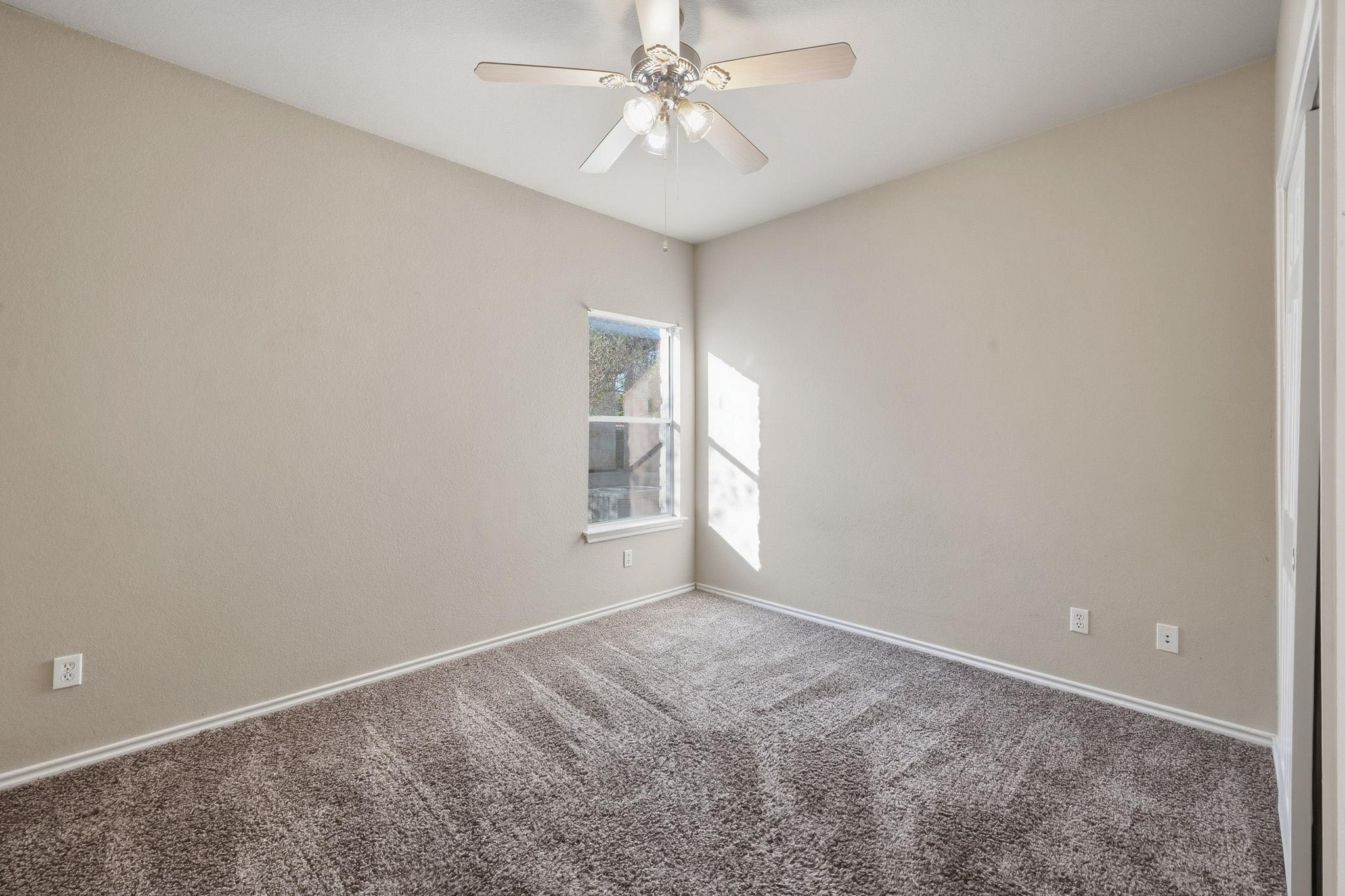 144 Dark Horse Ln, Buda, TX 78610