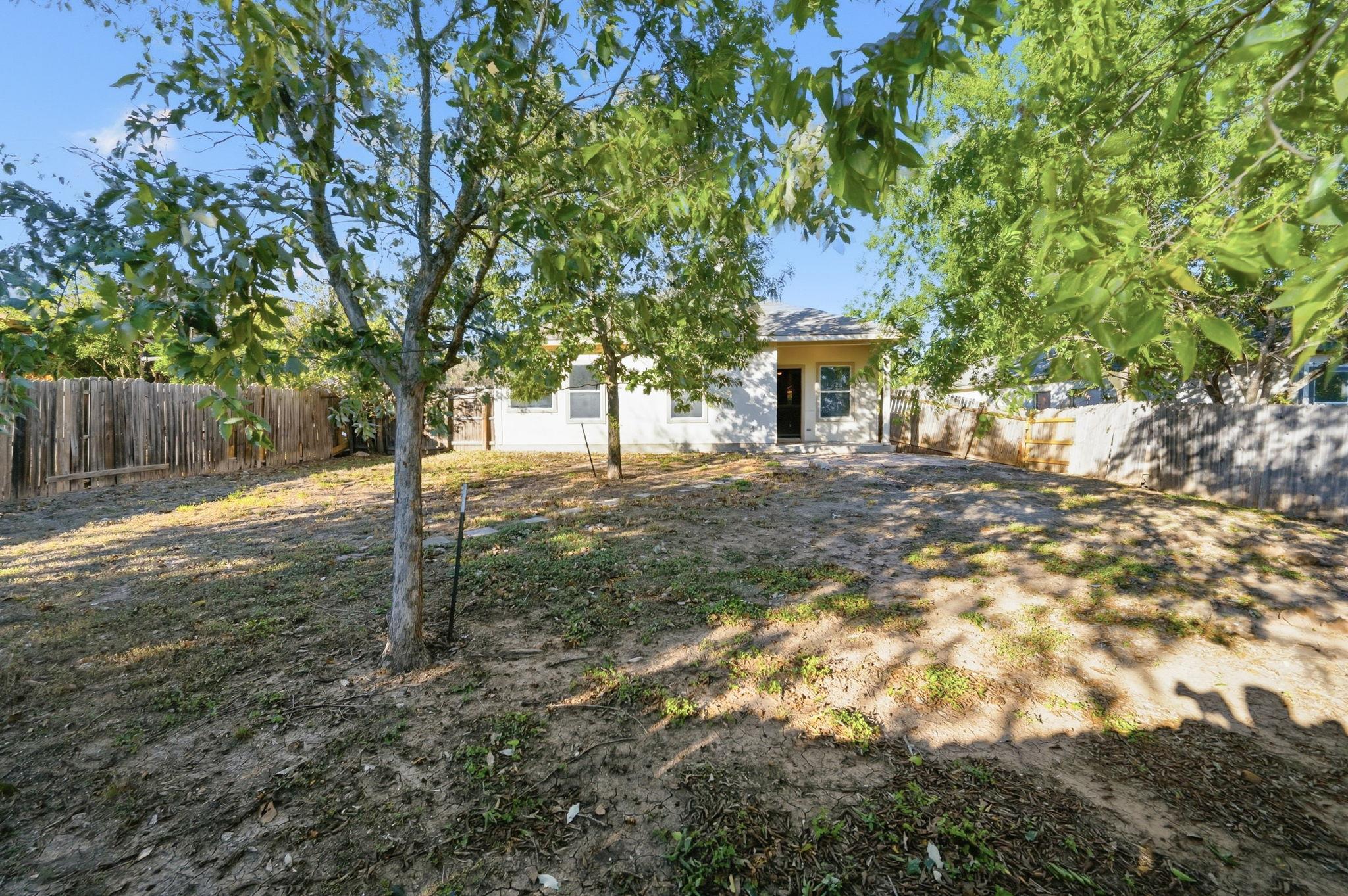 144 Dark Horse Ln, Buda, TX 78610