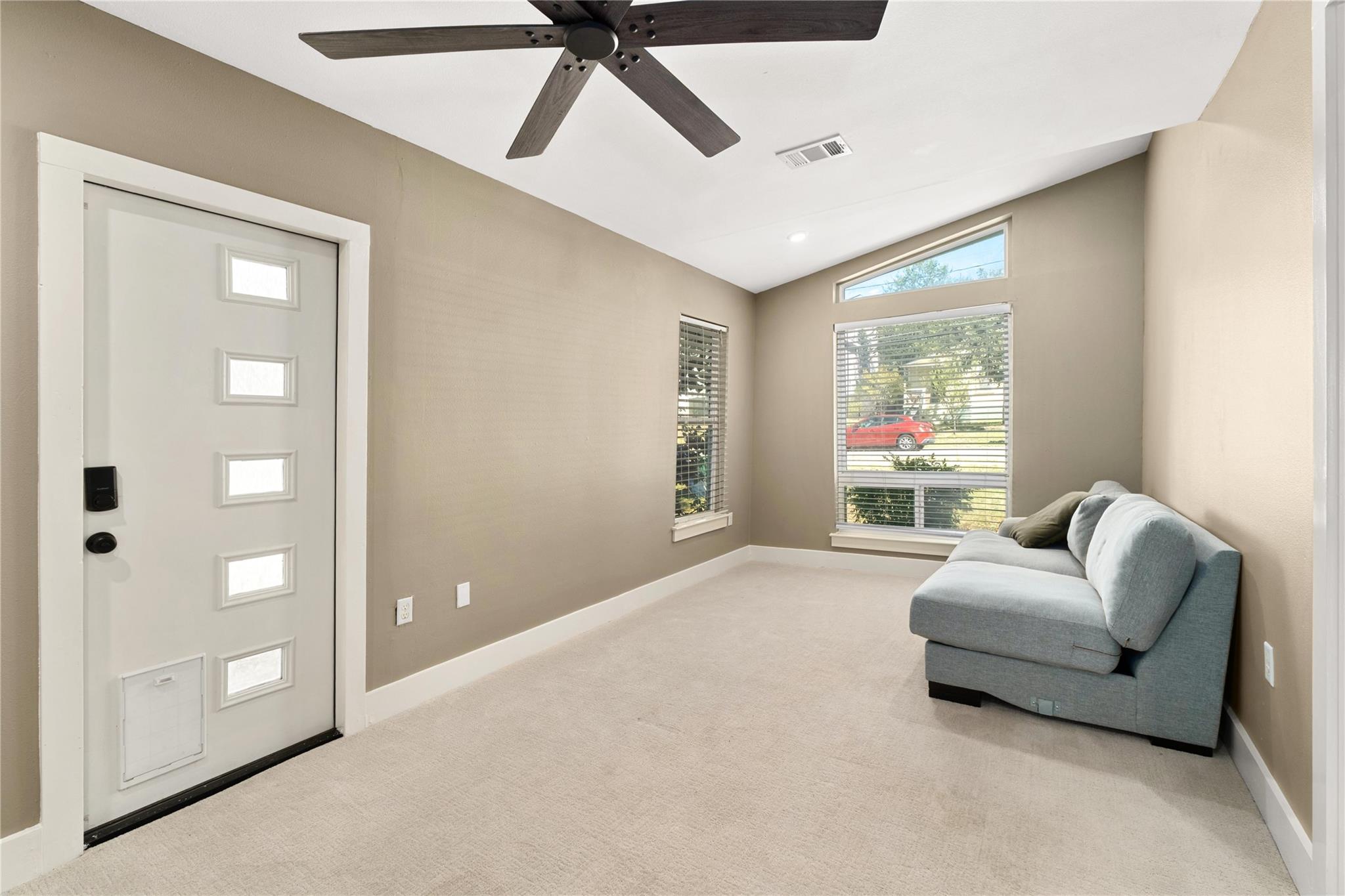 1204 Eleanor St, Austin, TX 78721