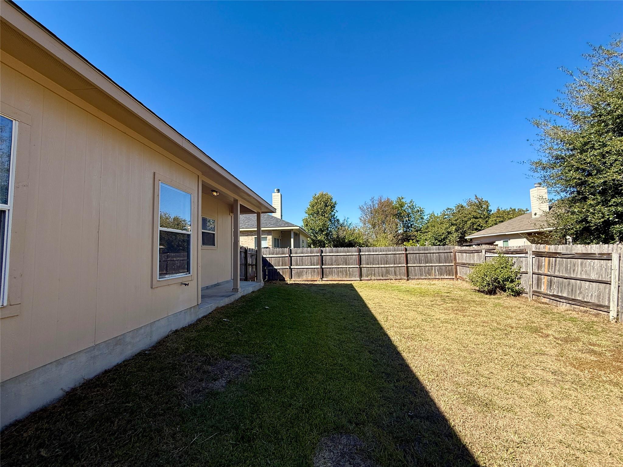 702 Estancia Way, Leander, TX 78641