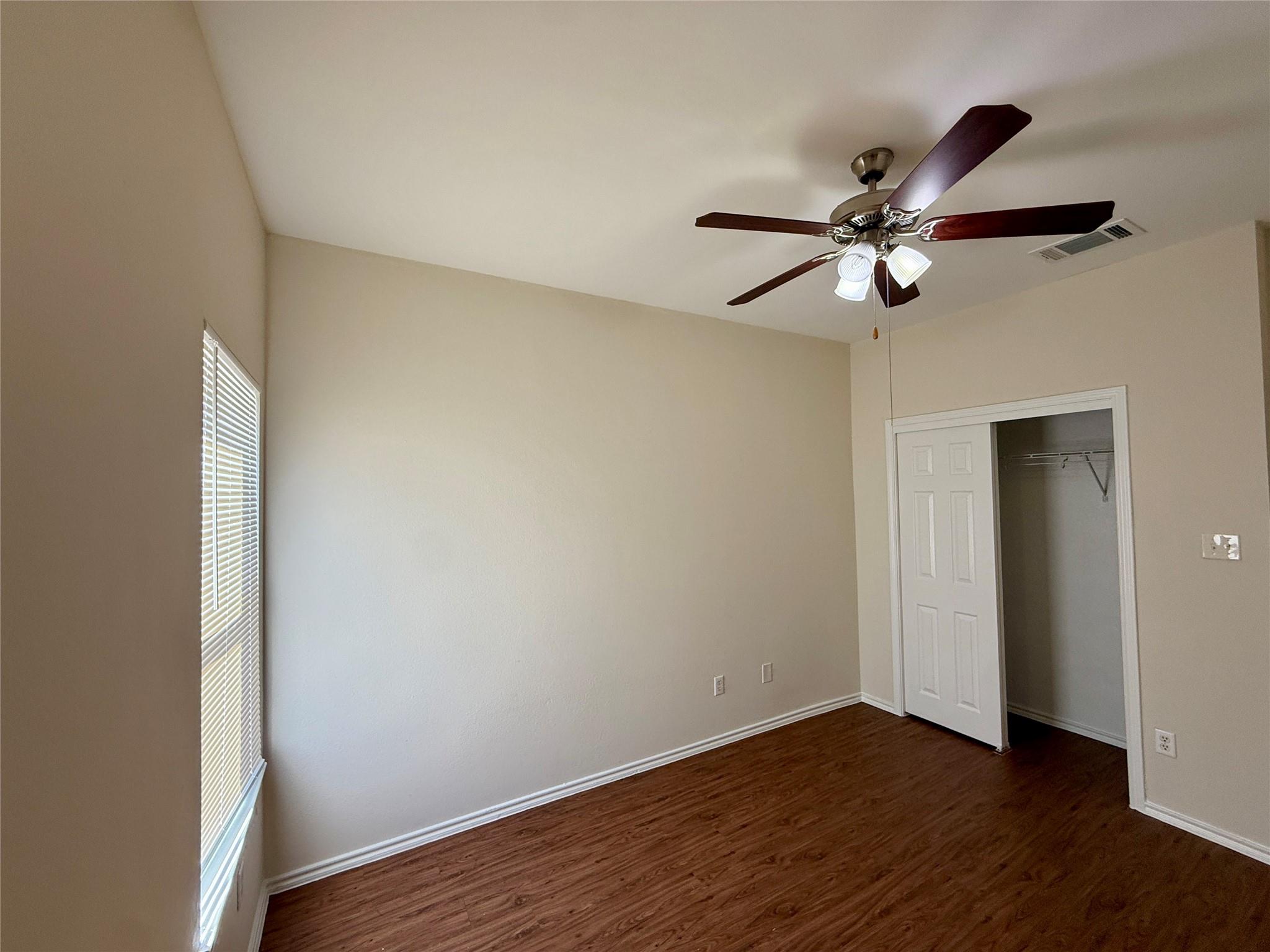 702 Estancia Way, Leander, TX 78641