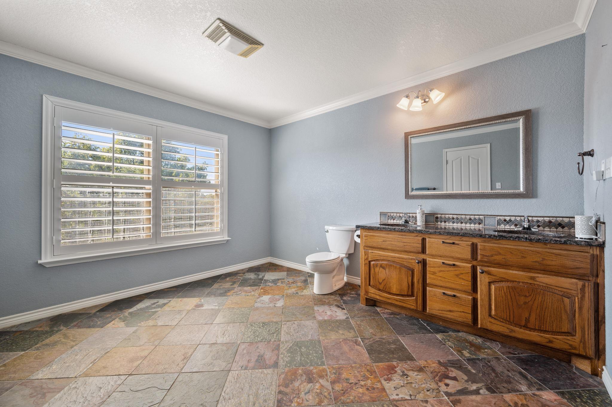 2804 County Road 1045, Lampasas, TX 76550