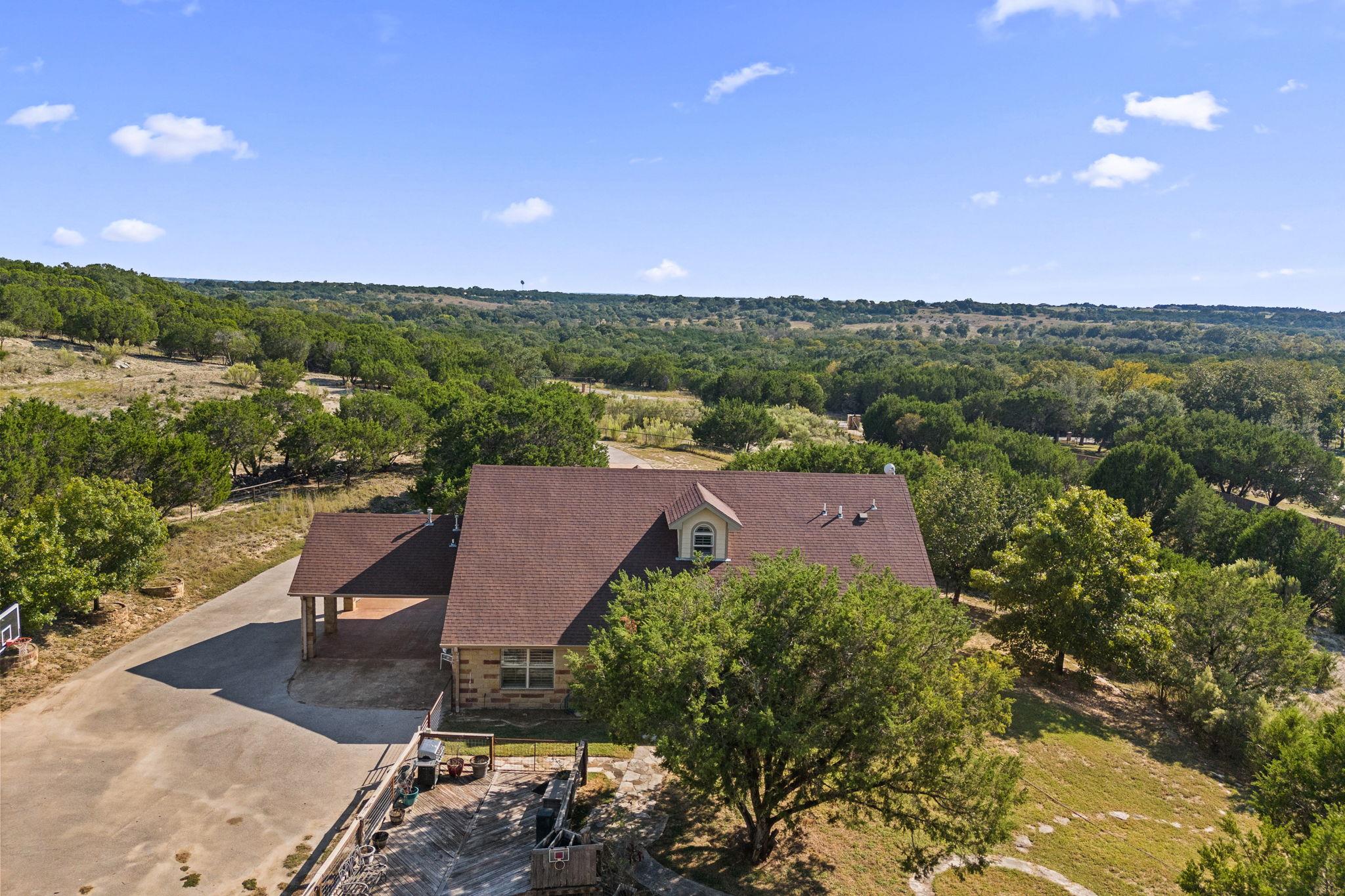2804 County Road 1045, Lampasas, TX 76550