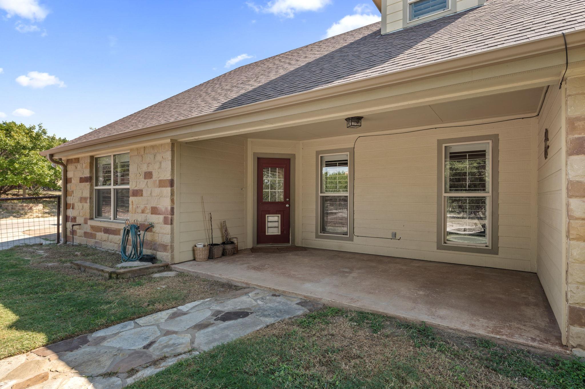 2804 County Road 1045, Lampasas, TX 76550