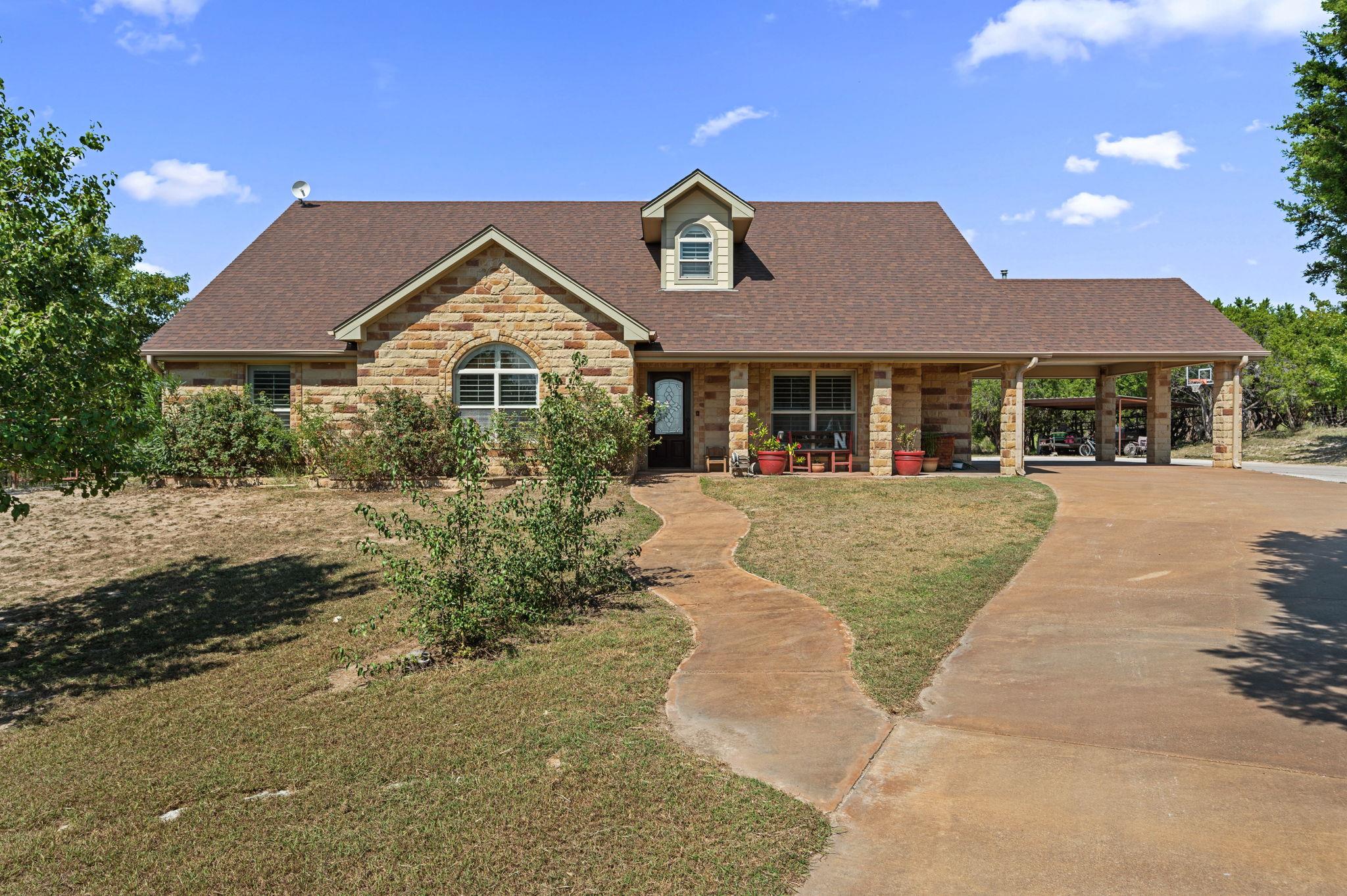 2804 County Road 1045, Lampasas, TX 76550