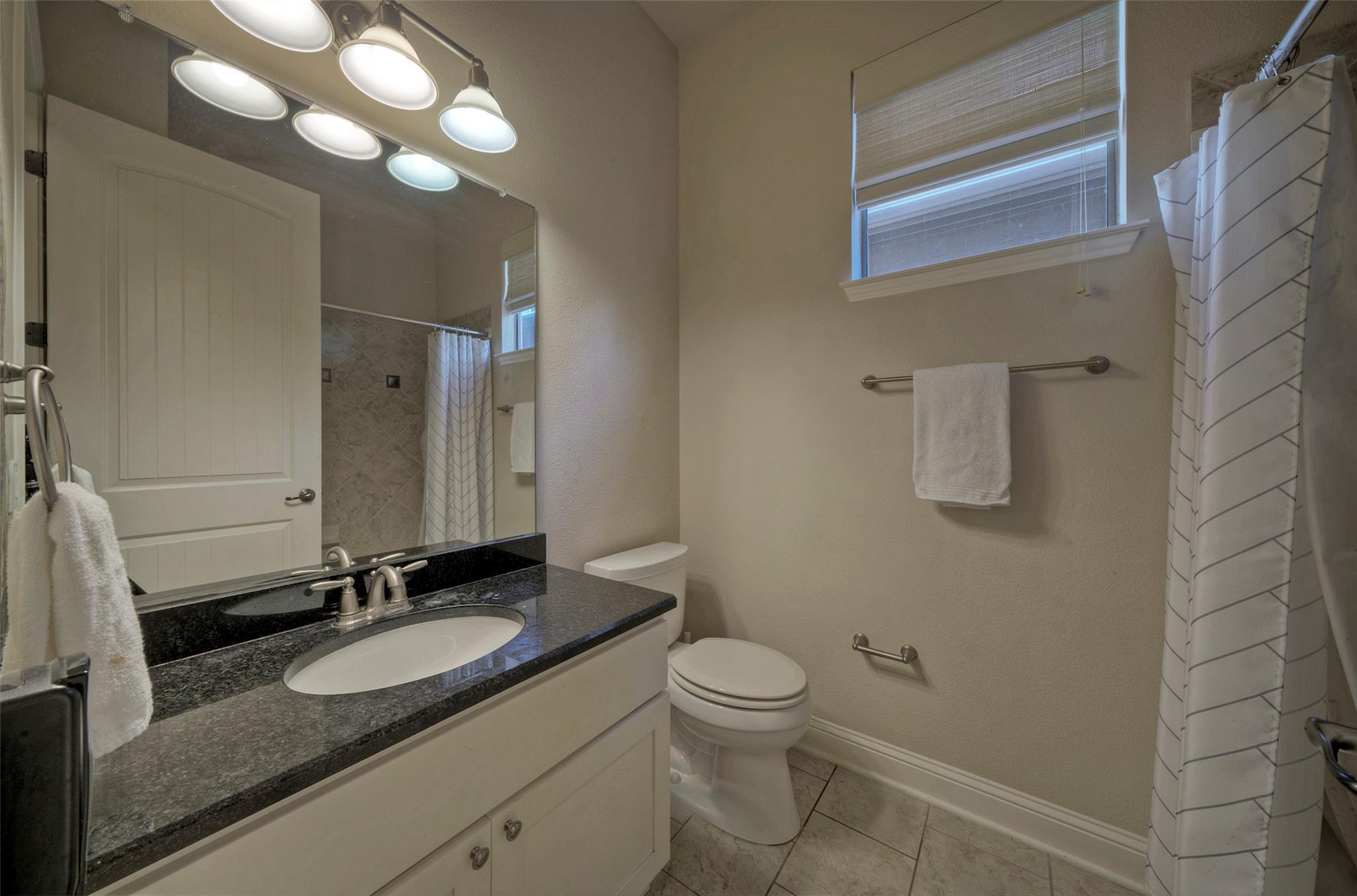 4005 Camacho St, Austin, TX 78723