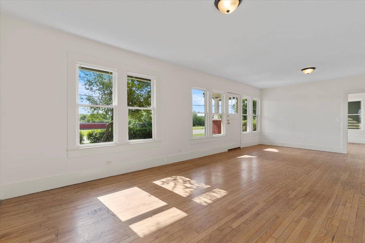 205 S Fm 1660 S, Hutto, TX 78634