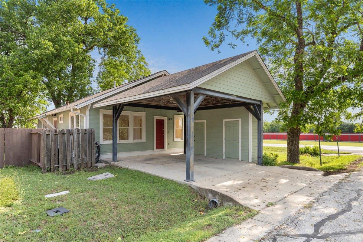 205 S Fm 1660 S, Hutto, TX 78634