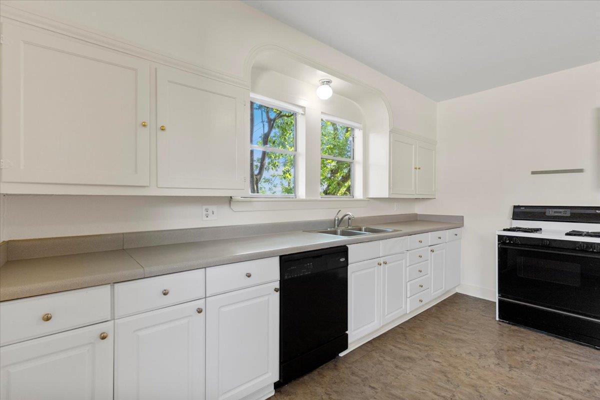 205 S Fm 1660 S, Hutto, TX 78634