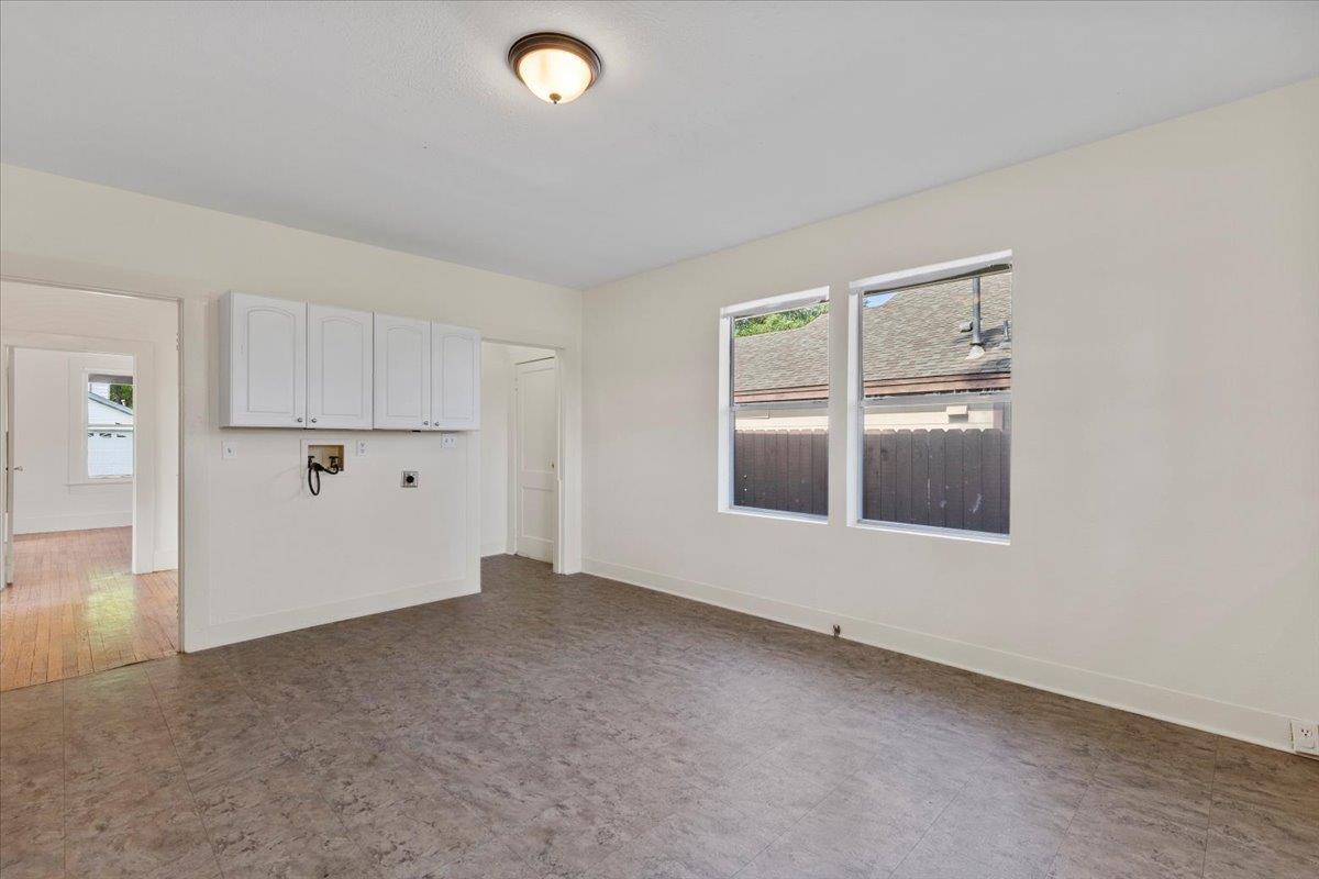 205 S Fm 1660 S, Hutto, TX 78634