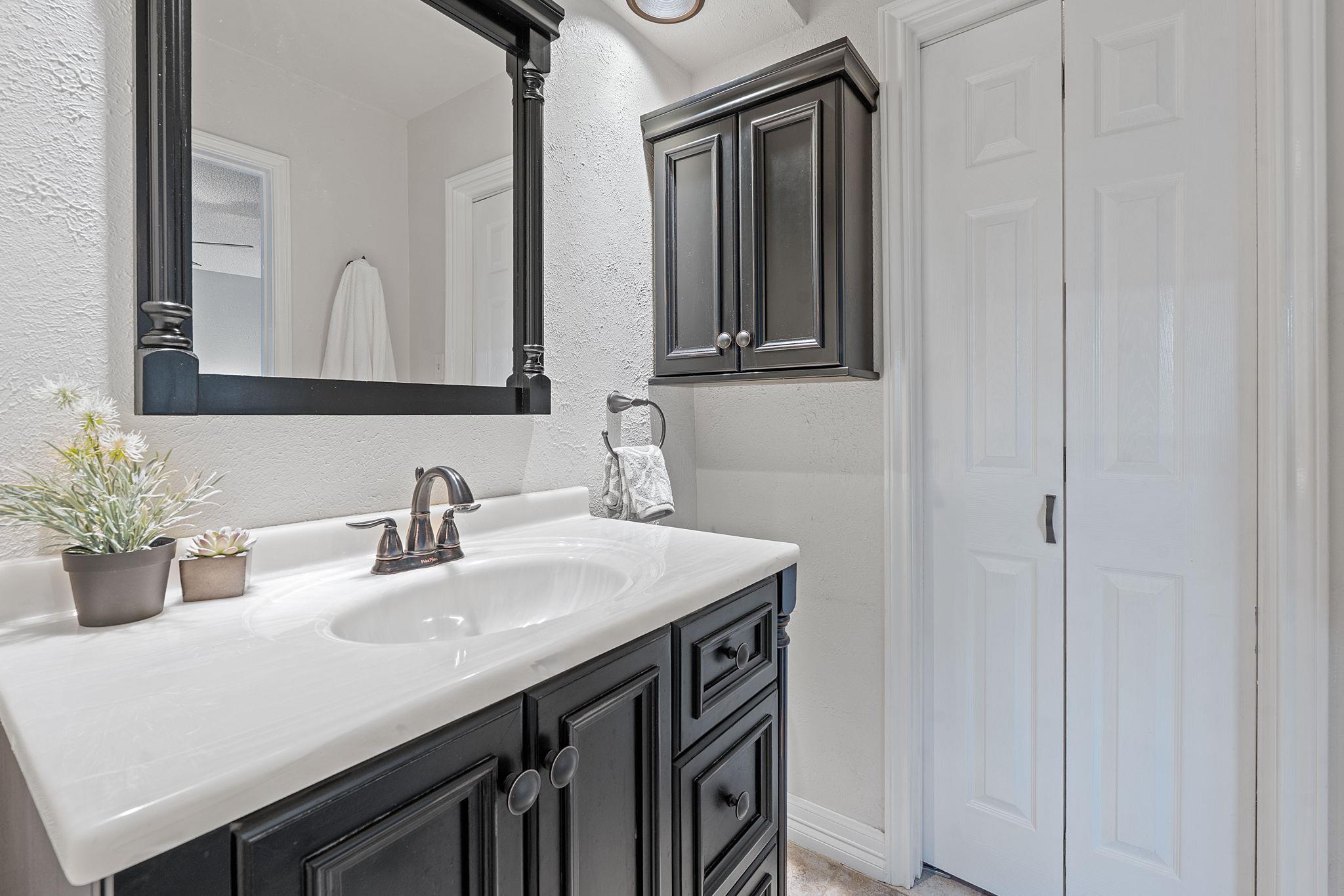 4706 Cap Rock Dr, Austin, TX 78735