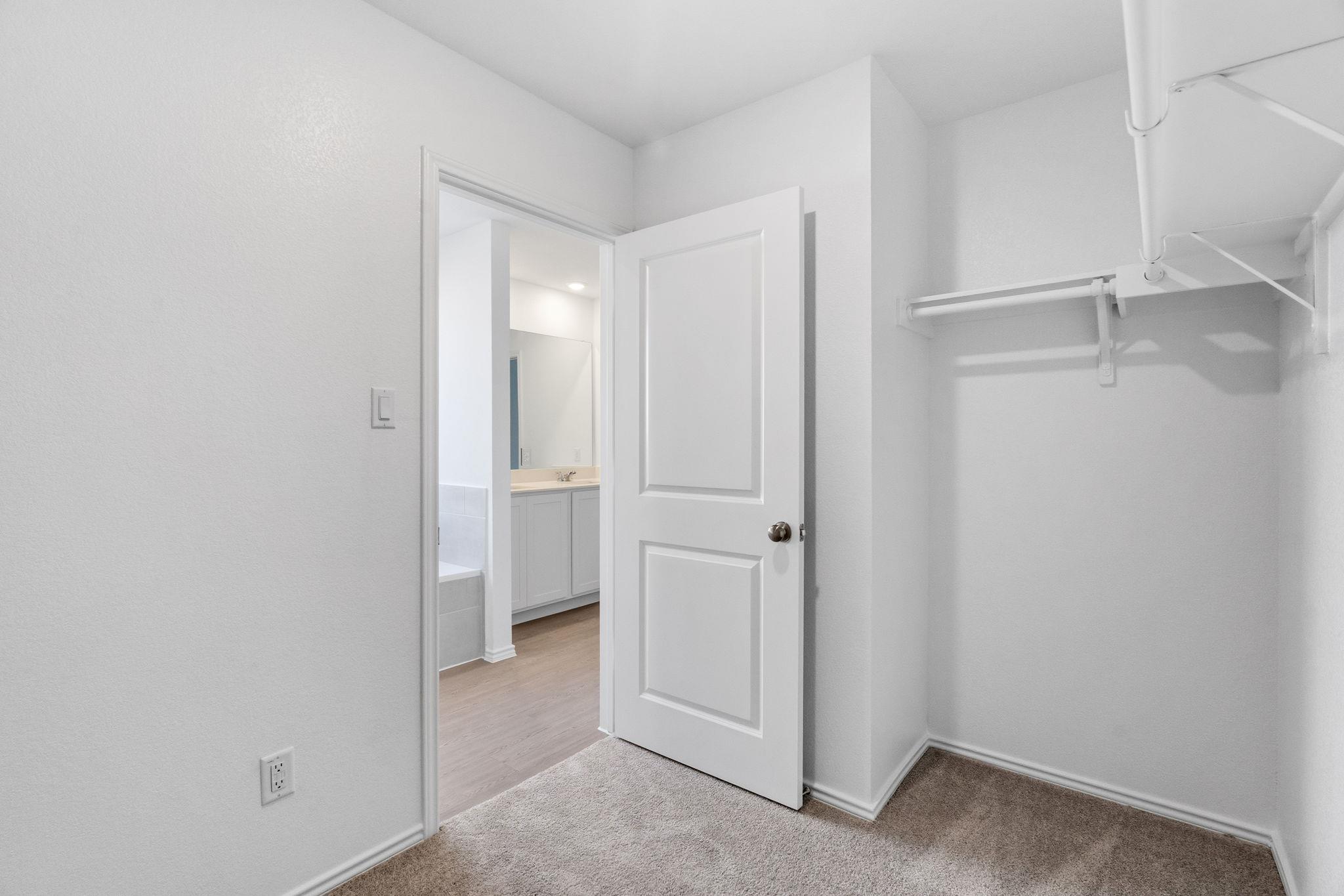 1448 Boggy Creek Ranch Rd, Georgetown, TX 78628