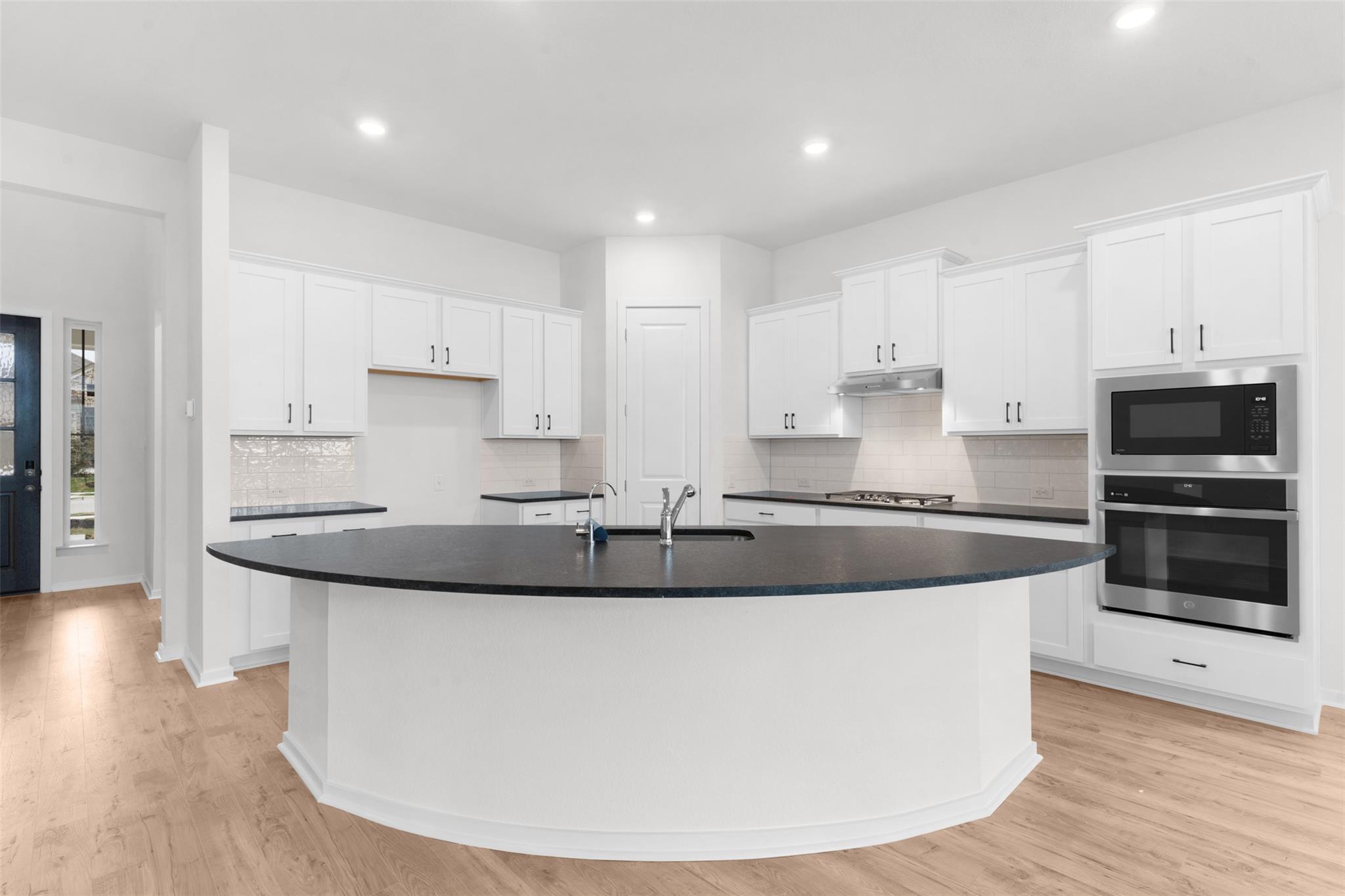 13609 Grassdale Vw, Manor, TX 78653