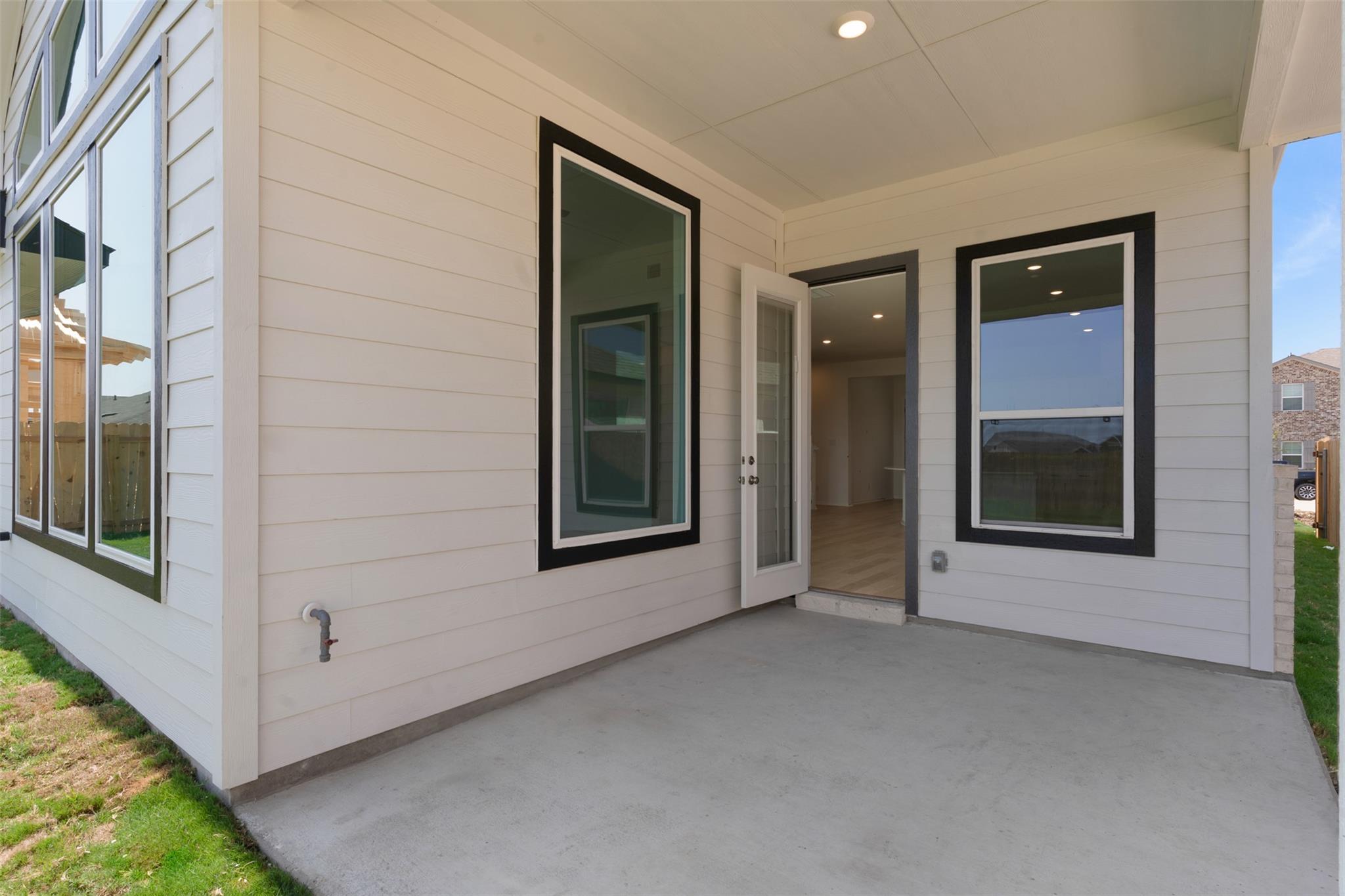 13609 Grassdale Vw, Manor, TX 78653