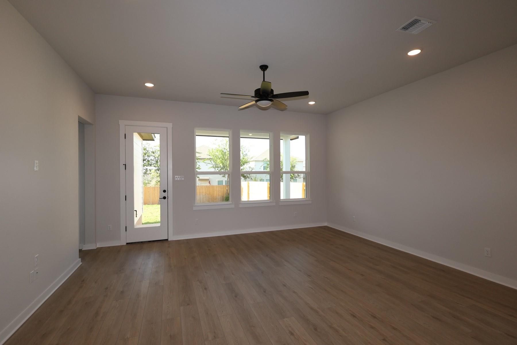 345 Marisol Bend, Georgetown, TX 78626