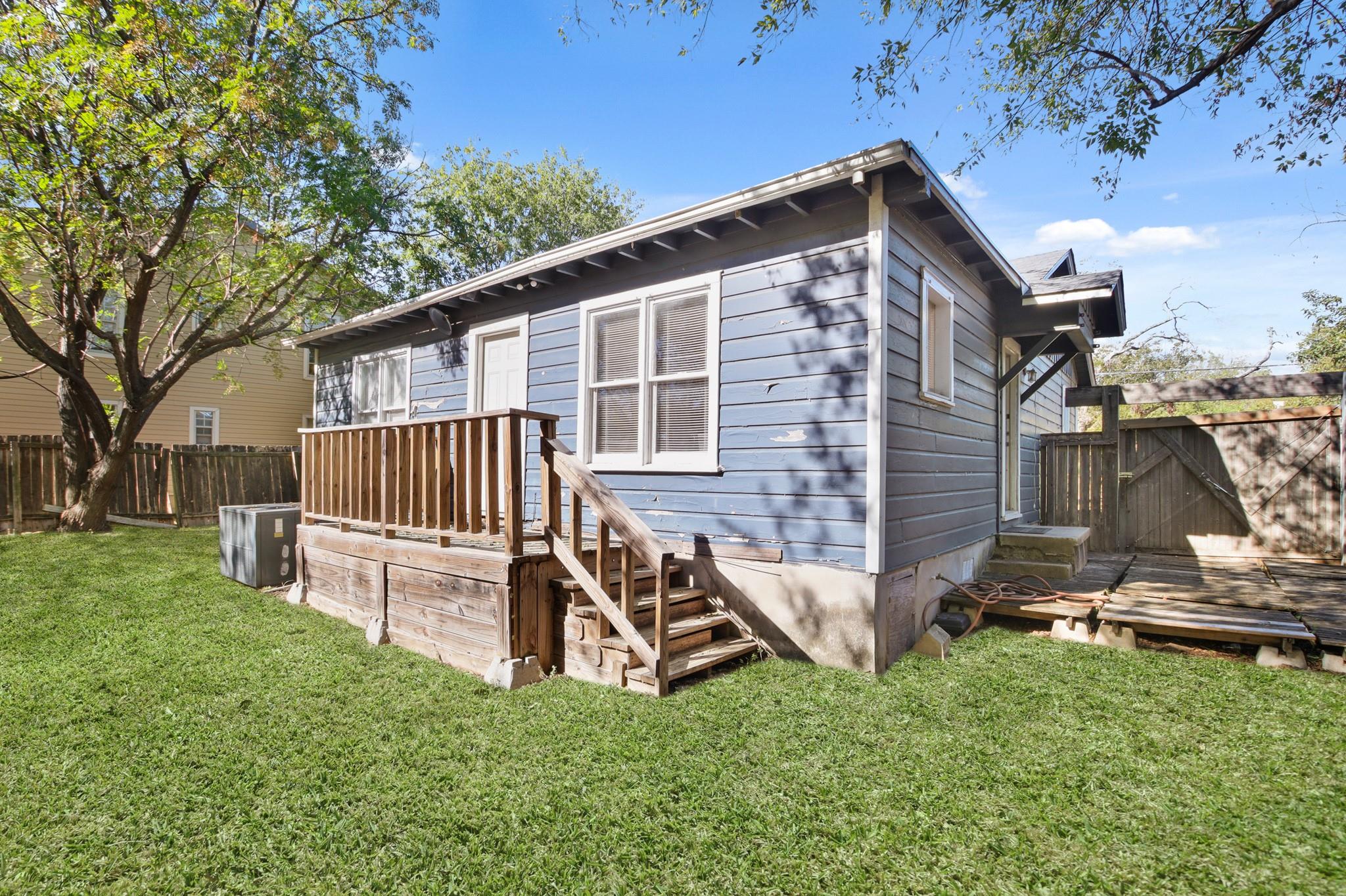 5305 Harmon Ave, Austin, TX 78751