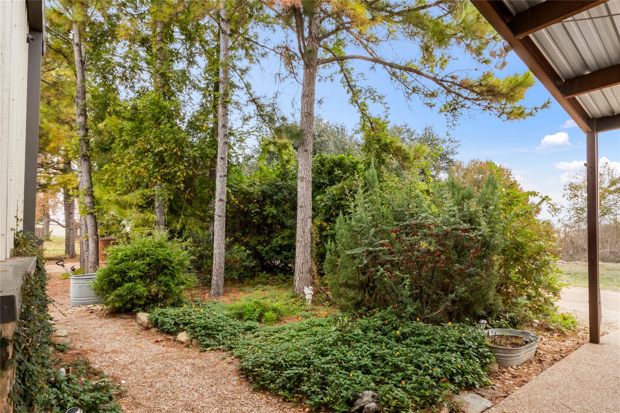 402 Magnolia St, Gause, TX 77857