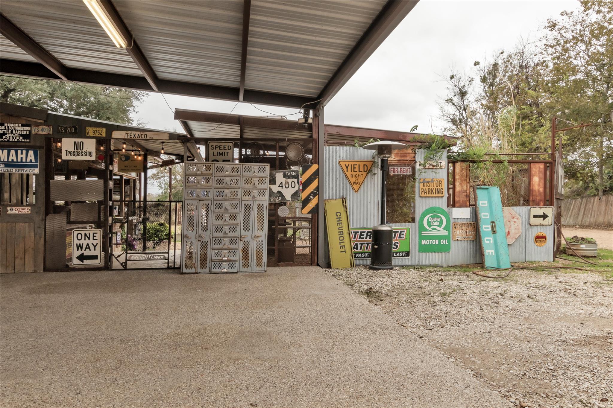 402 Magnolia St, Gause, TX 77857