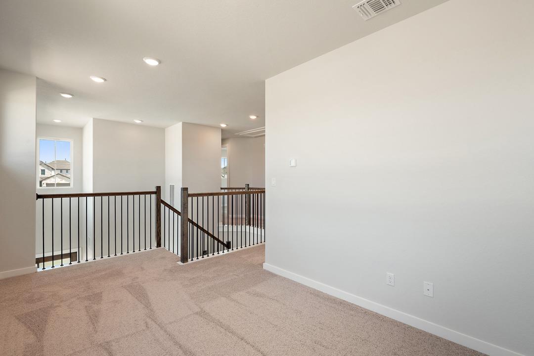 1160 North Roger Hanks Parkway, Dripping Springs, TX 78620