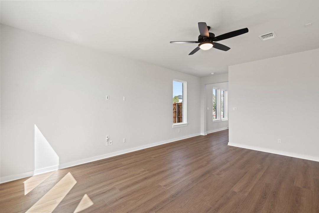 1160 North Roger Hanks Parkway, Dripping Springs, TX 78620