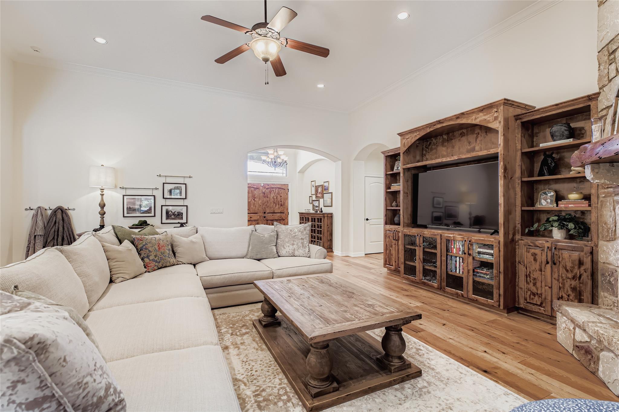 9907 Kopplin Rd, New Braunfels, TX 78132