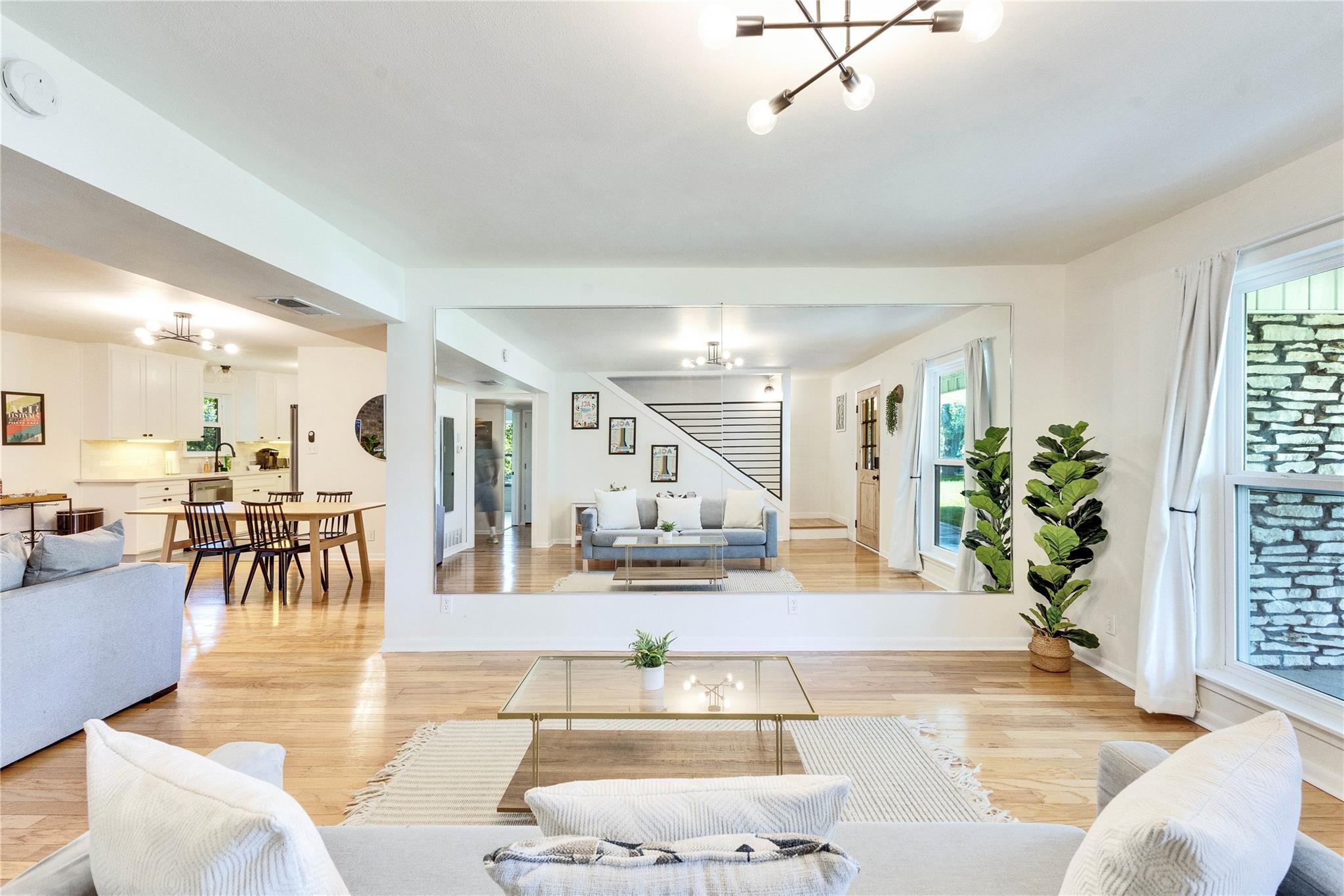 3306 S Pleasant Valley Rd, Austin, TX 78741