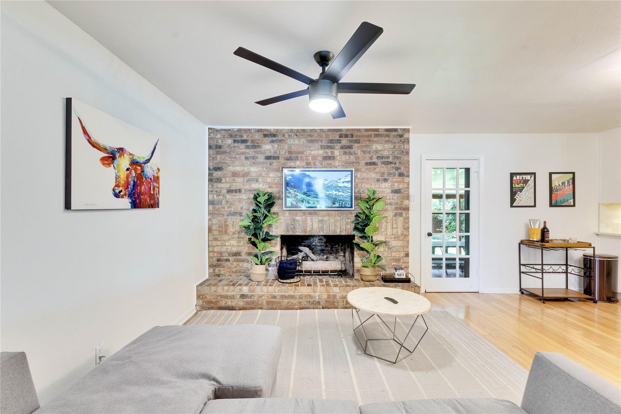 3306 S Pleasant Valley Rd, Austin, TX 78741